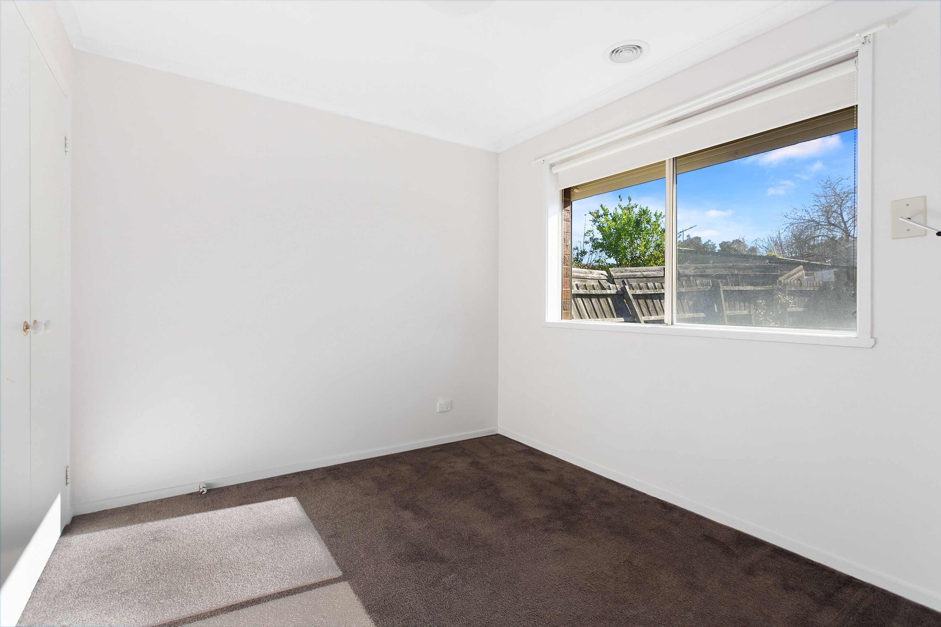 8 Claire Close — photo 18 of 27