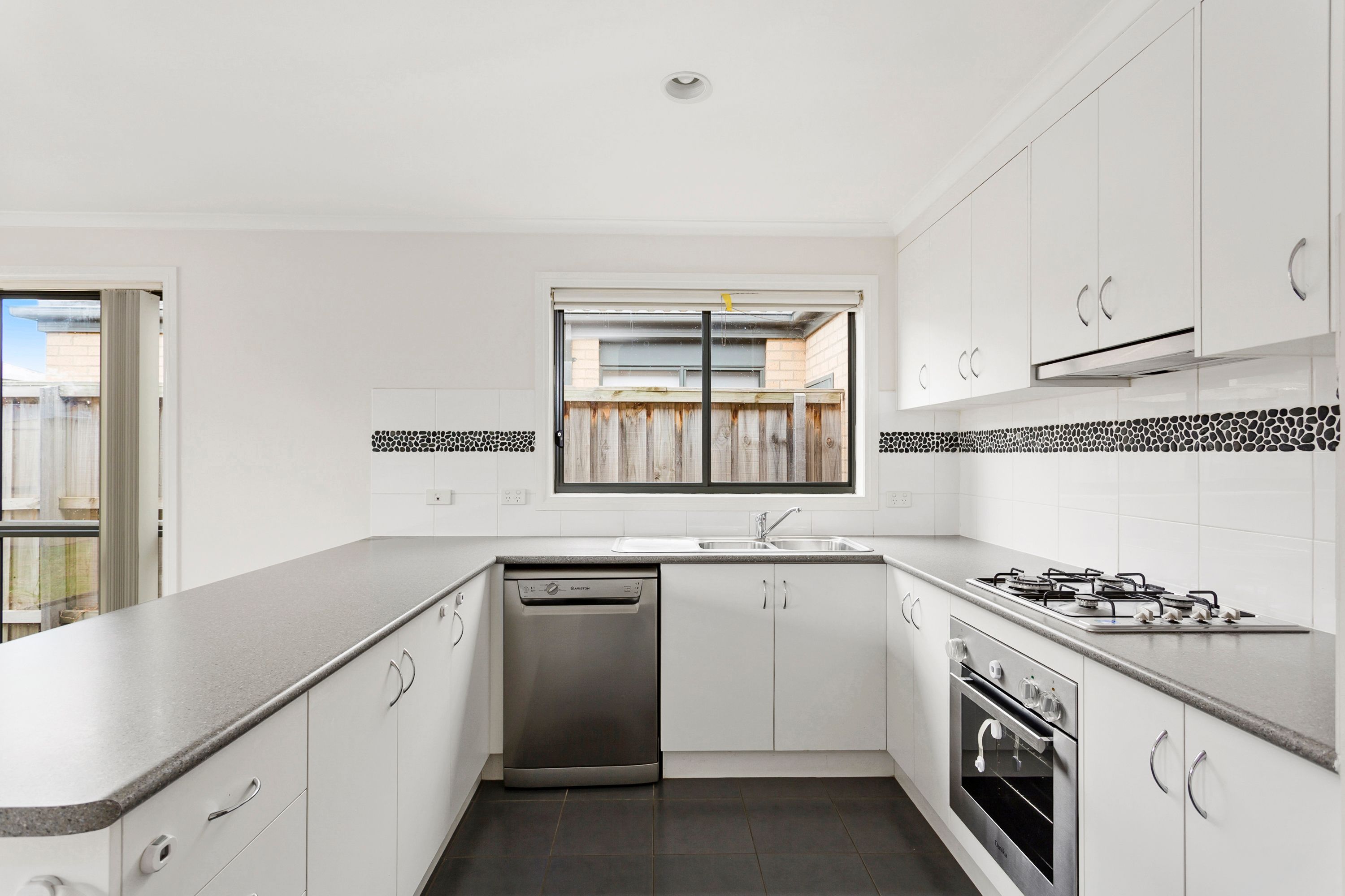 18/7 Syme Road, Pakenham, VIC 3810