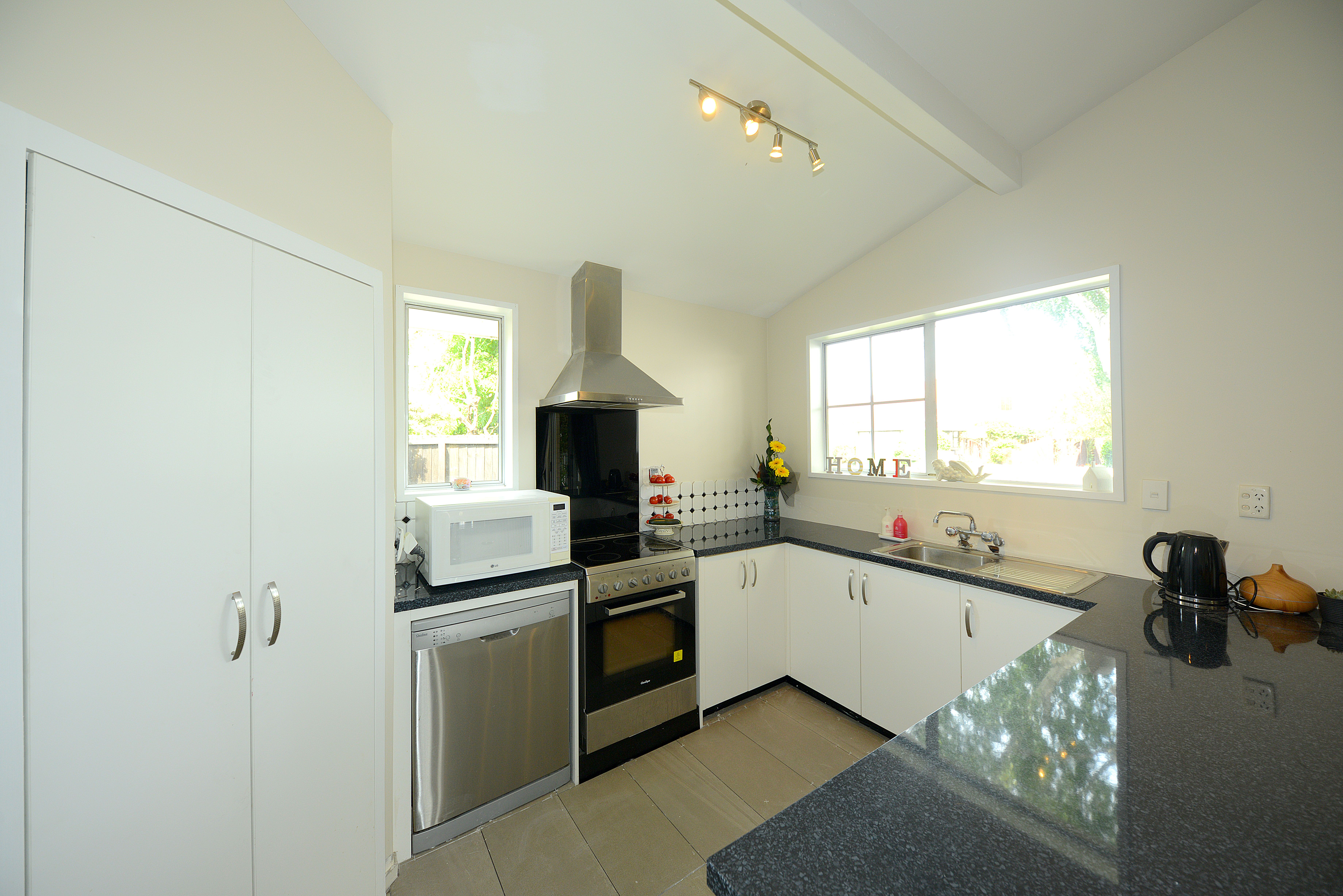 1/28 Nortons Road, Avonhead, Christchurch City