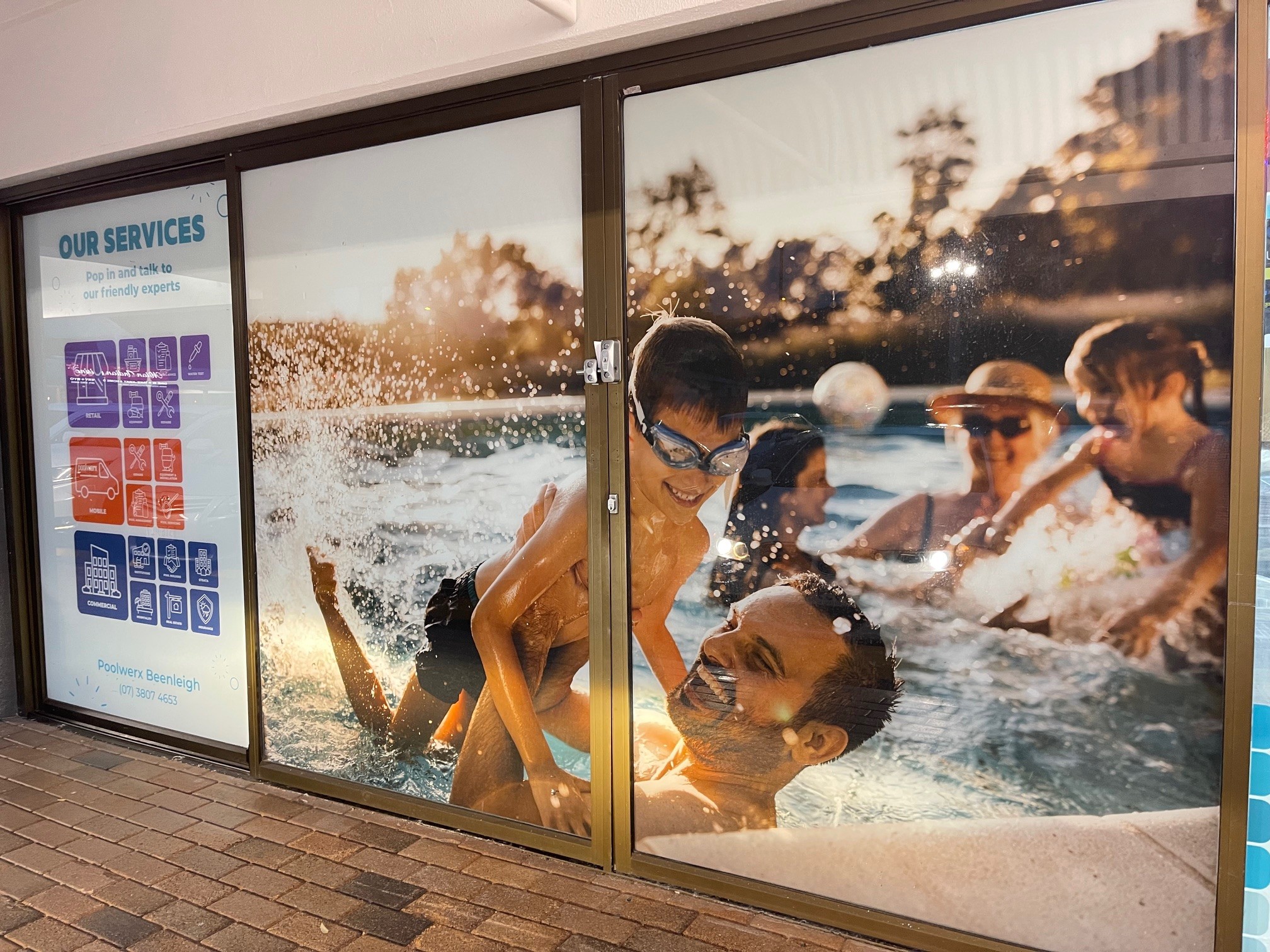 8-9/140 Mount Warren Boulevard, Mount Warren Park, QLD 4207