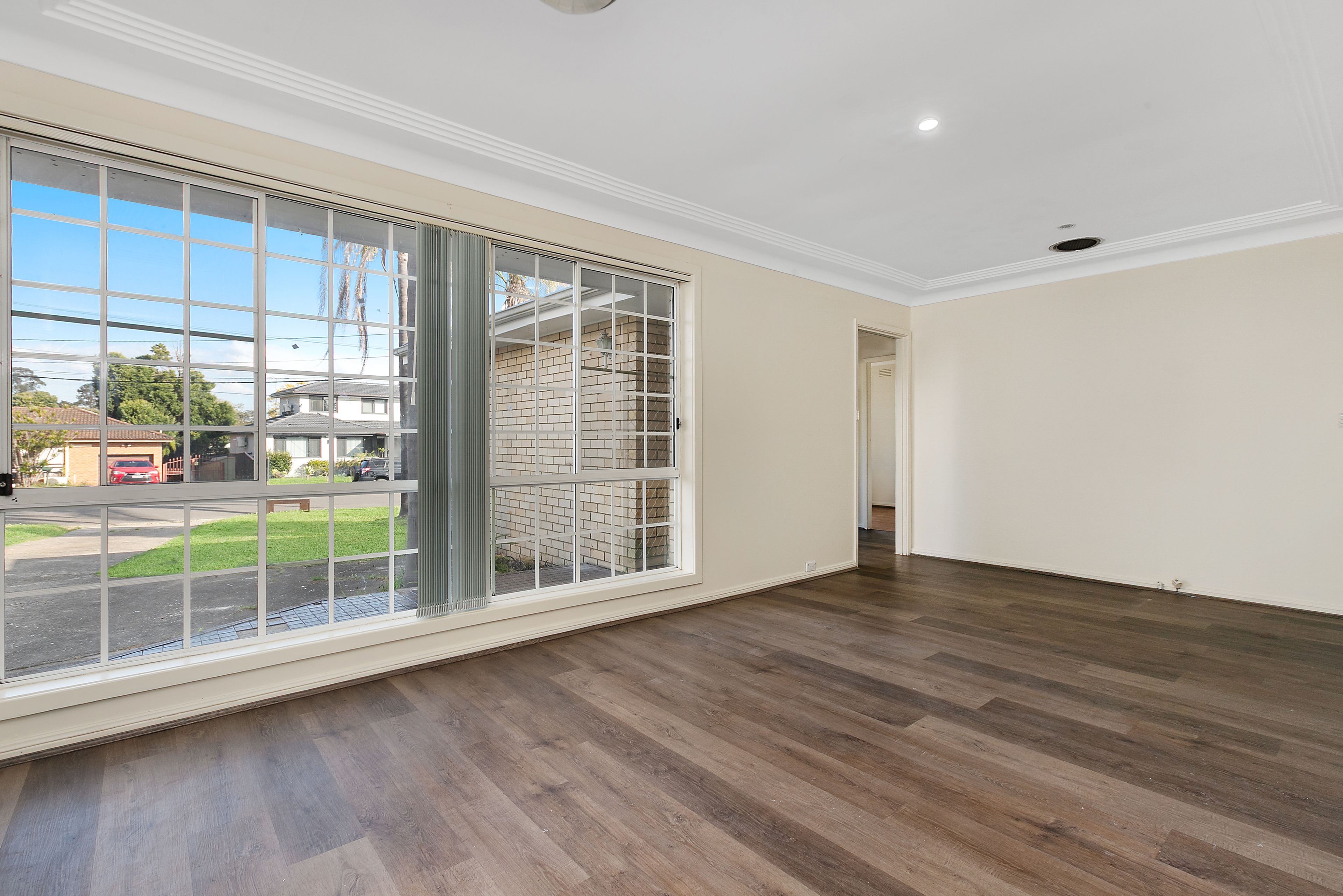 82 Caroline Crescent, Georges Hall, NSW 2198