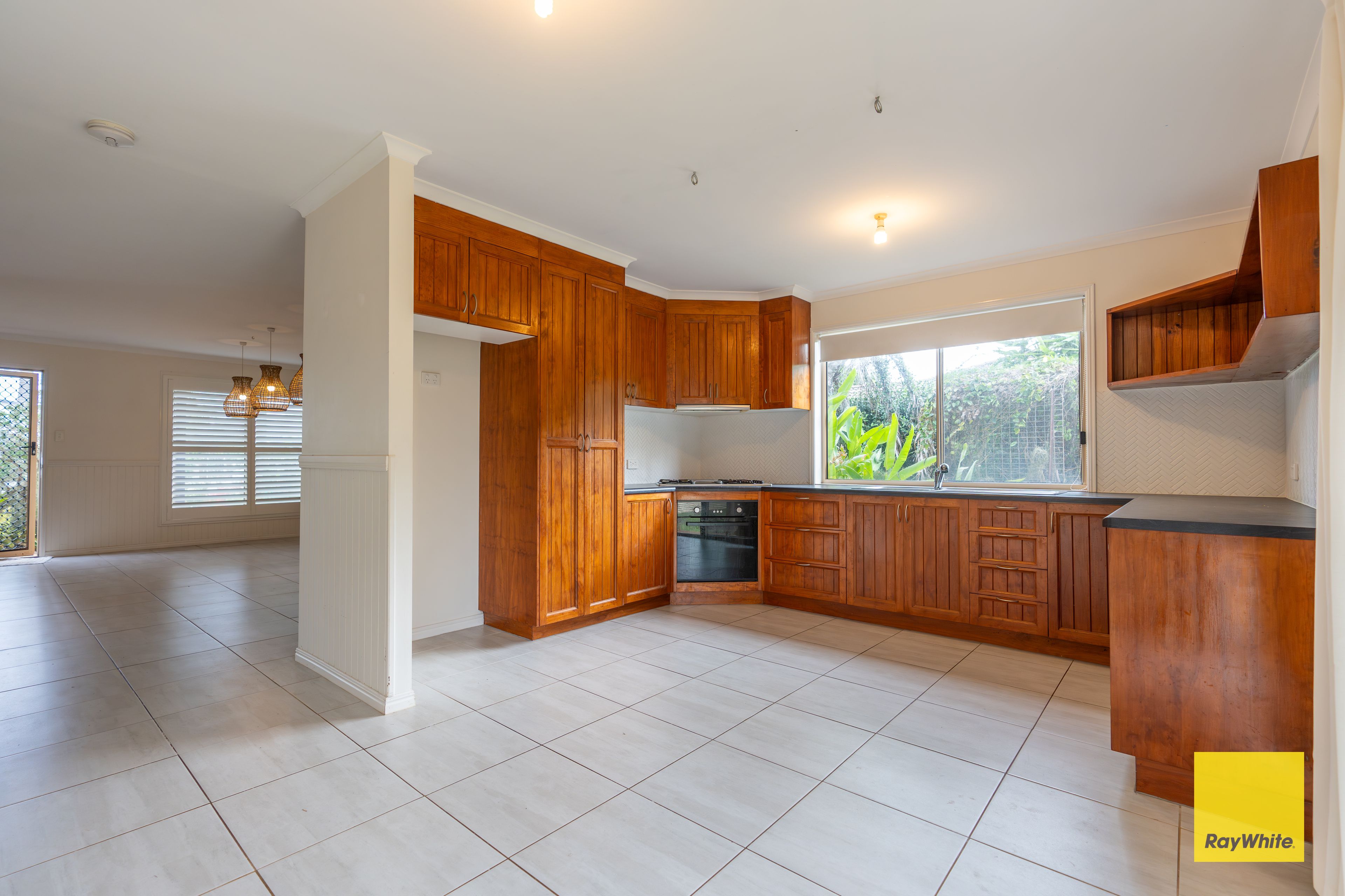 165 Barolin Esplanade, Coral Cove, QLD 4670 House for Sale Ray