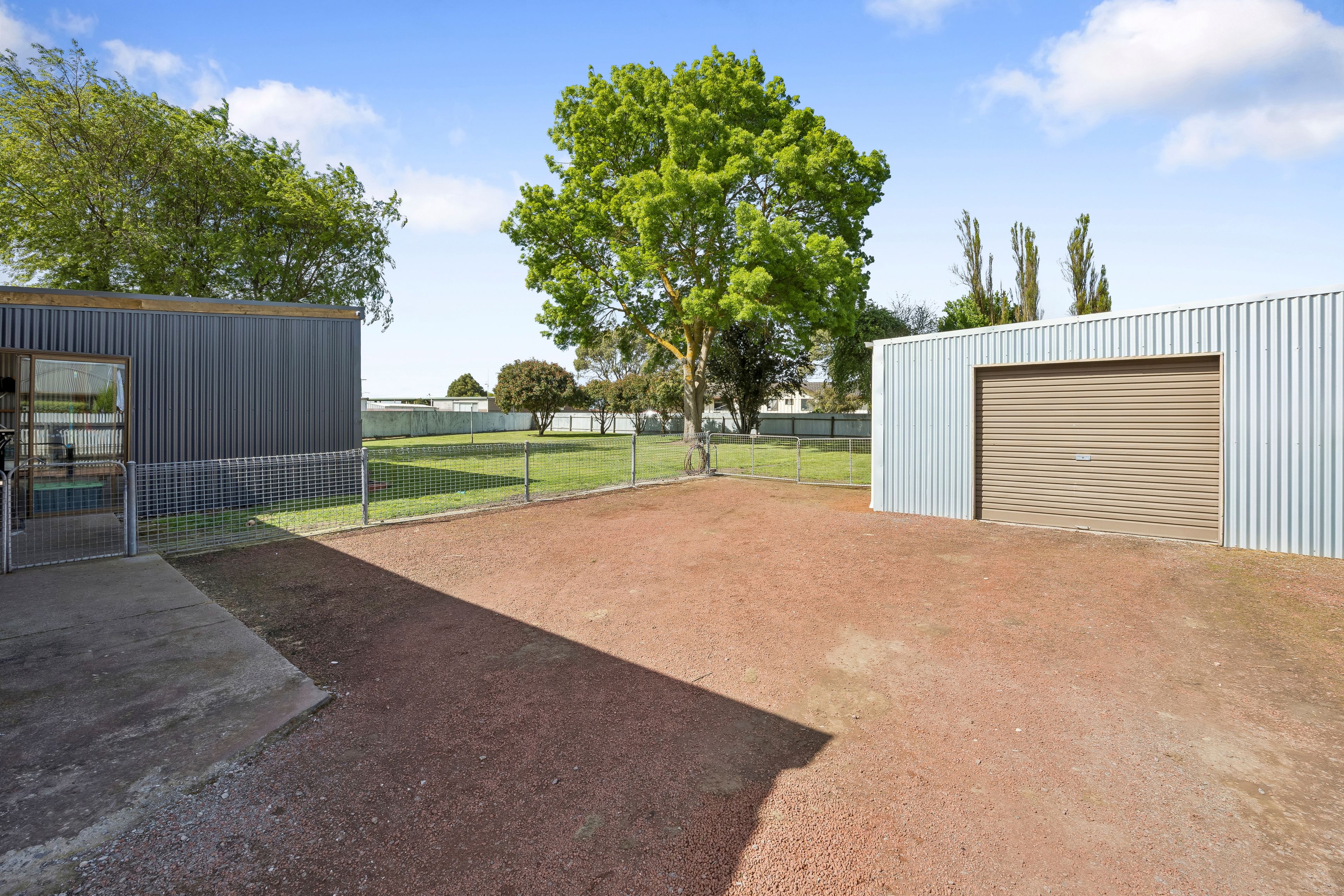 21 Mitchell Street — photo 11 of 12