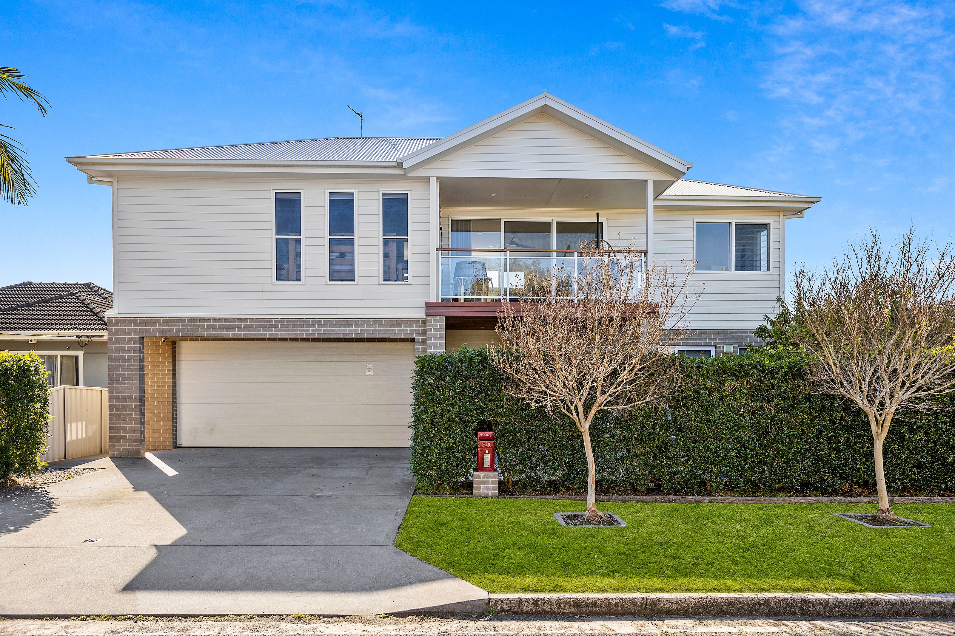 2 Jenner Avenue, Towradgi, NSW 2518
