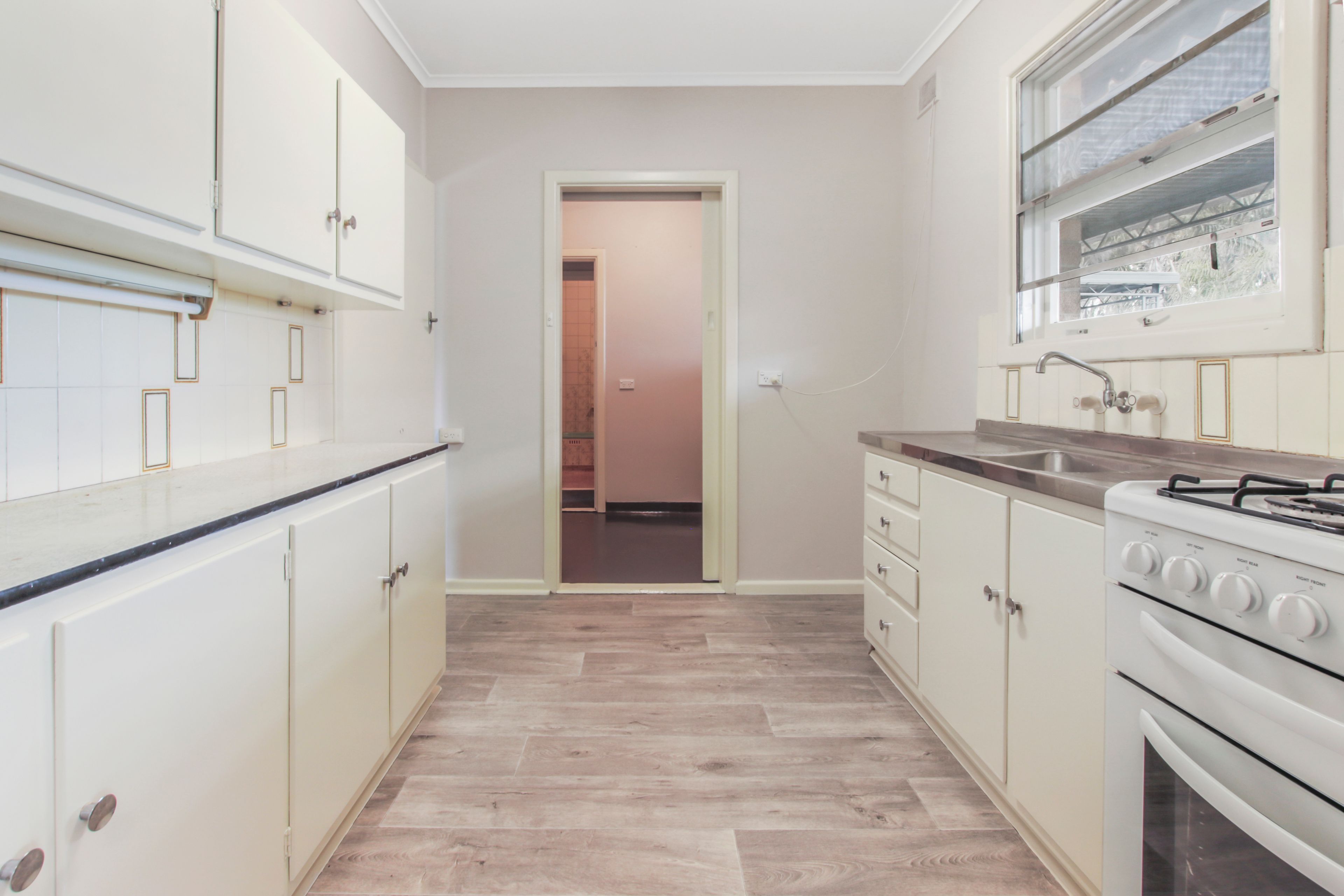6 Miller Crescent, Parafield Gardens, SA 5107