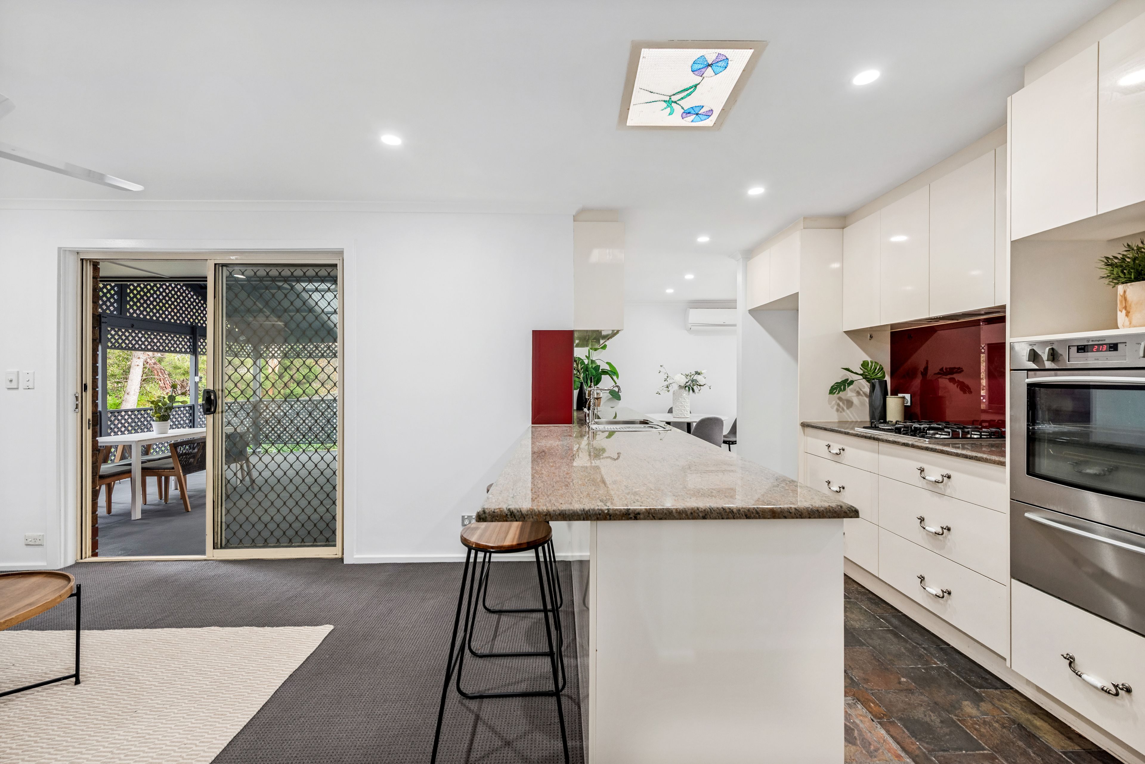 160 Bains Road — photo 10 of 23