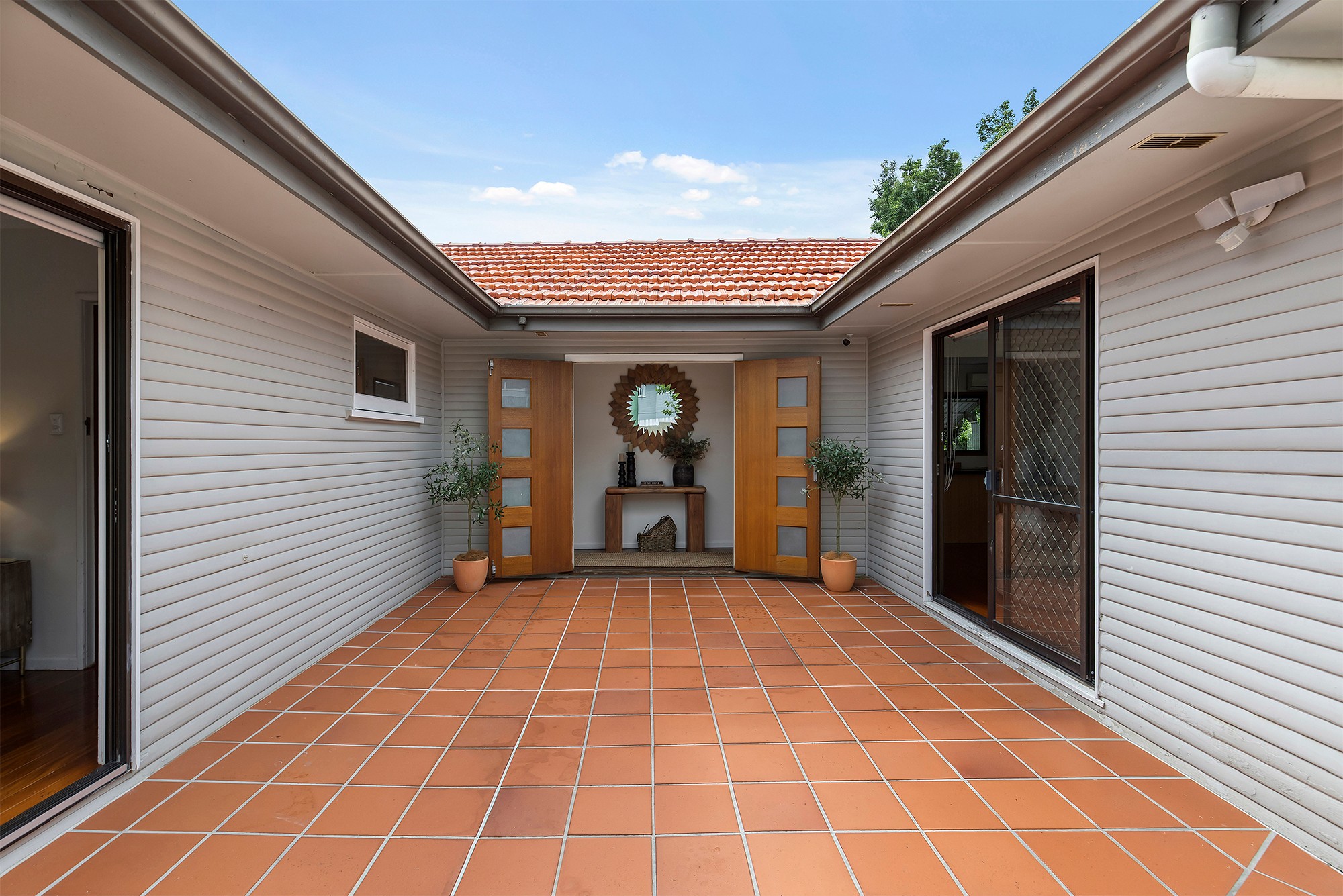 35 Gatwick Street, Stafford Heights, QLD 4053