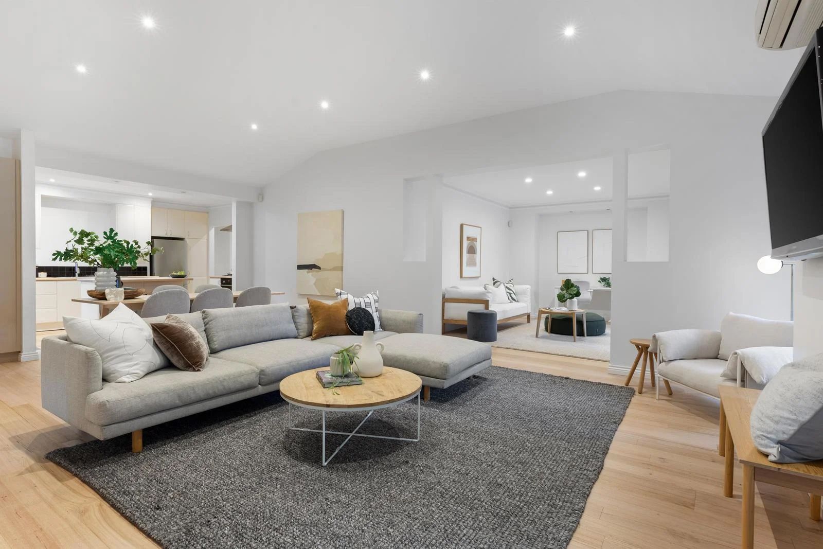 37 Toogoods Rise, Box Hill North, VIC 3129