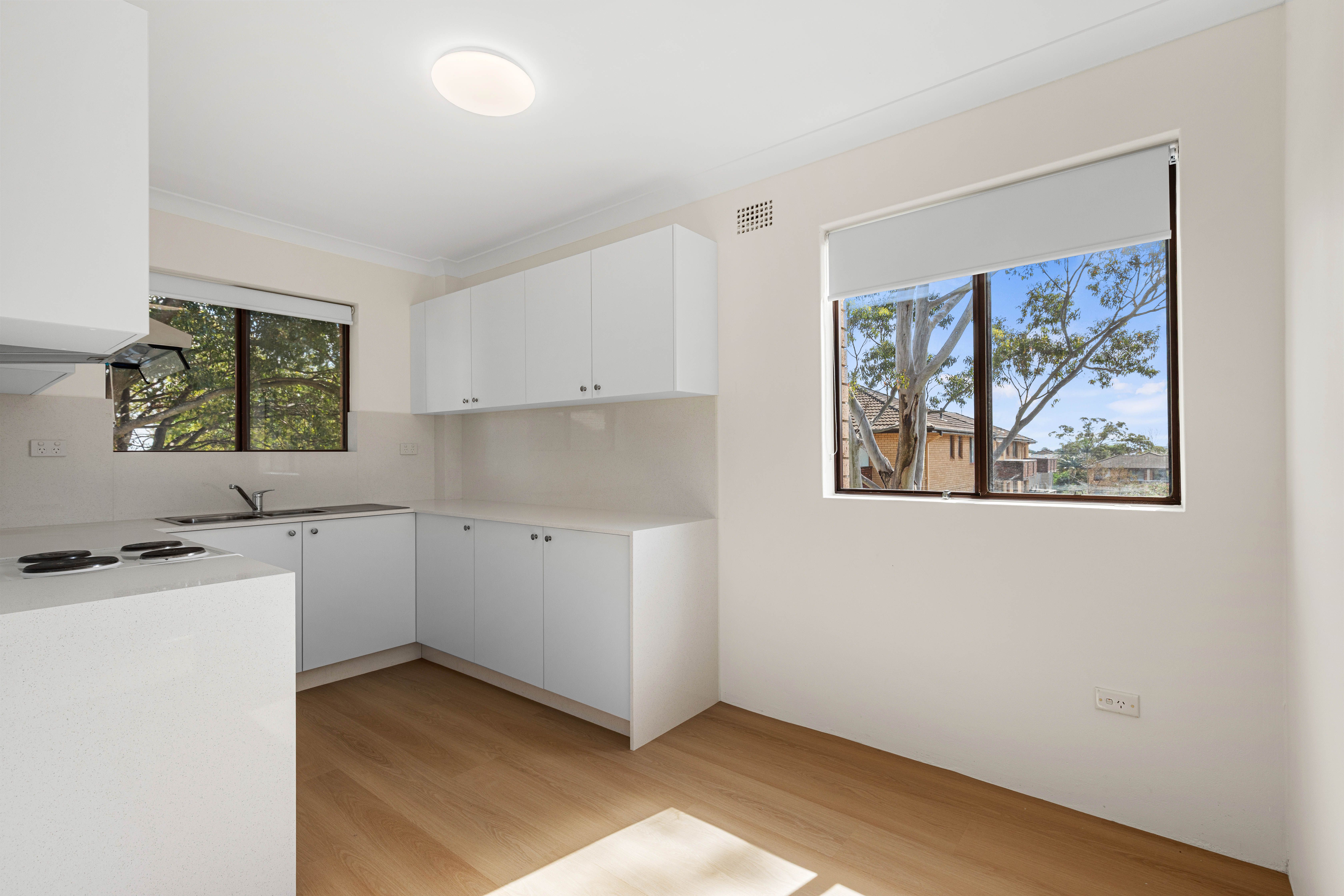 4/36 Ocean Street — photo 4 of 7