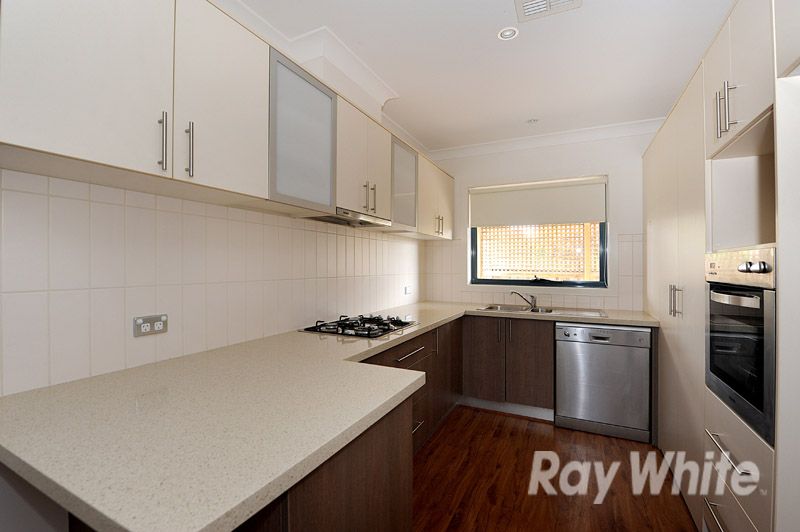 32 Convent Lane, Mitcham, VIC 3132