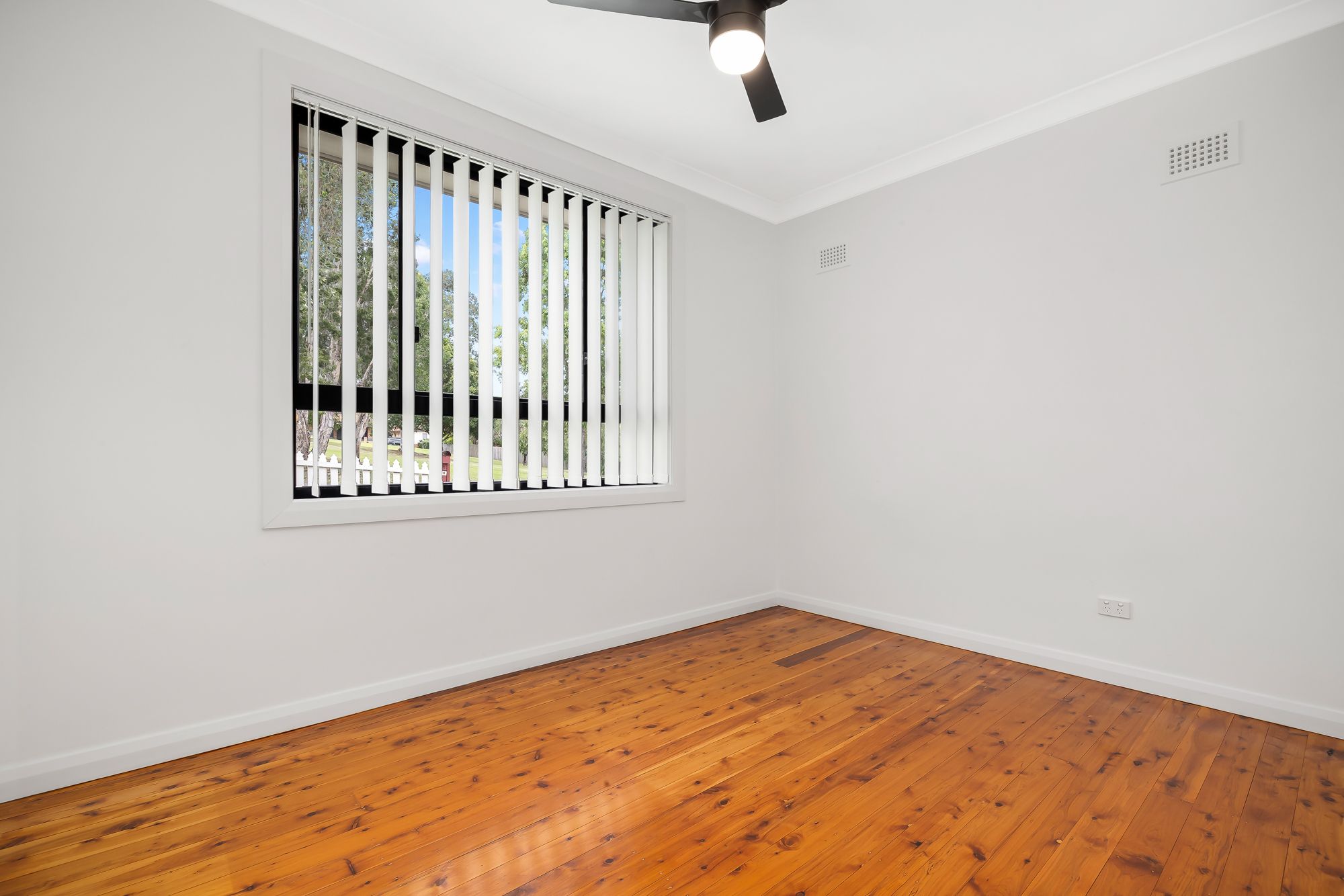32 Primrose Avenue — photo 6 of 10