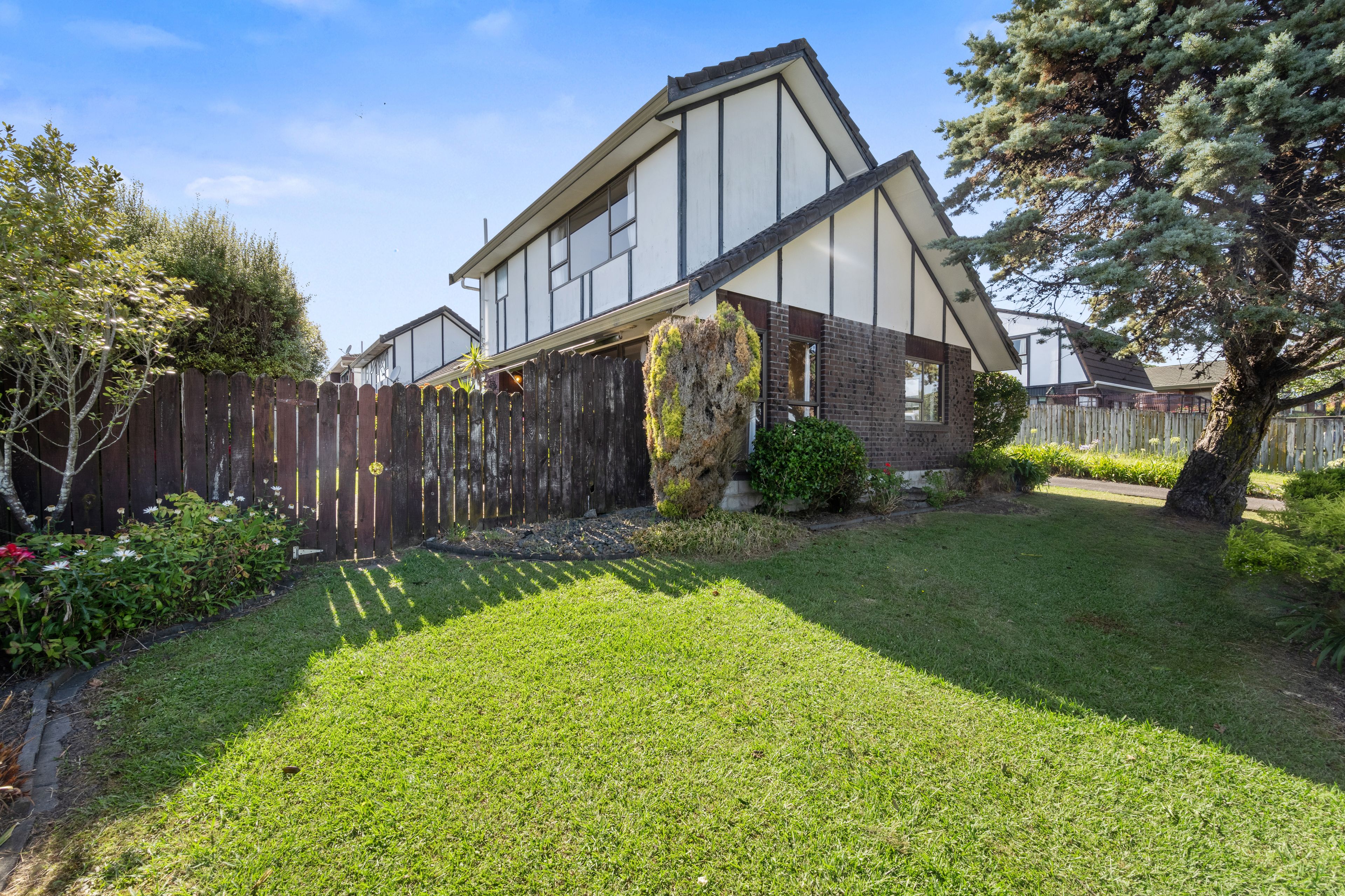 1/164 Prince Regent Drive, Half Moon Bay, Manukau City