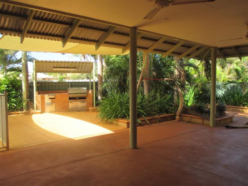 27 Walkington Circle, Millars Well, WA 6714
