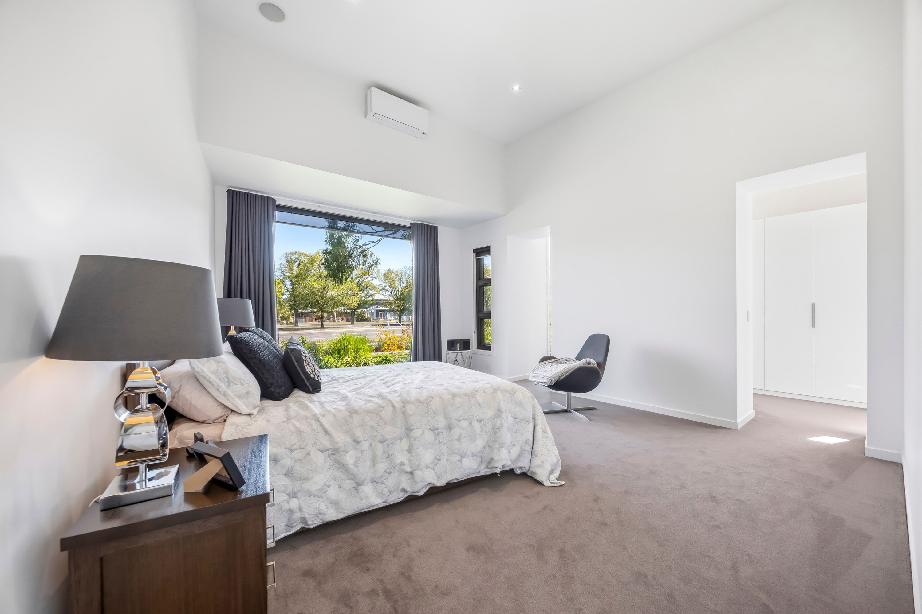1790 Sturt Street — photo 17 of 30
