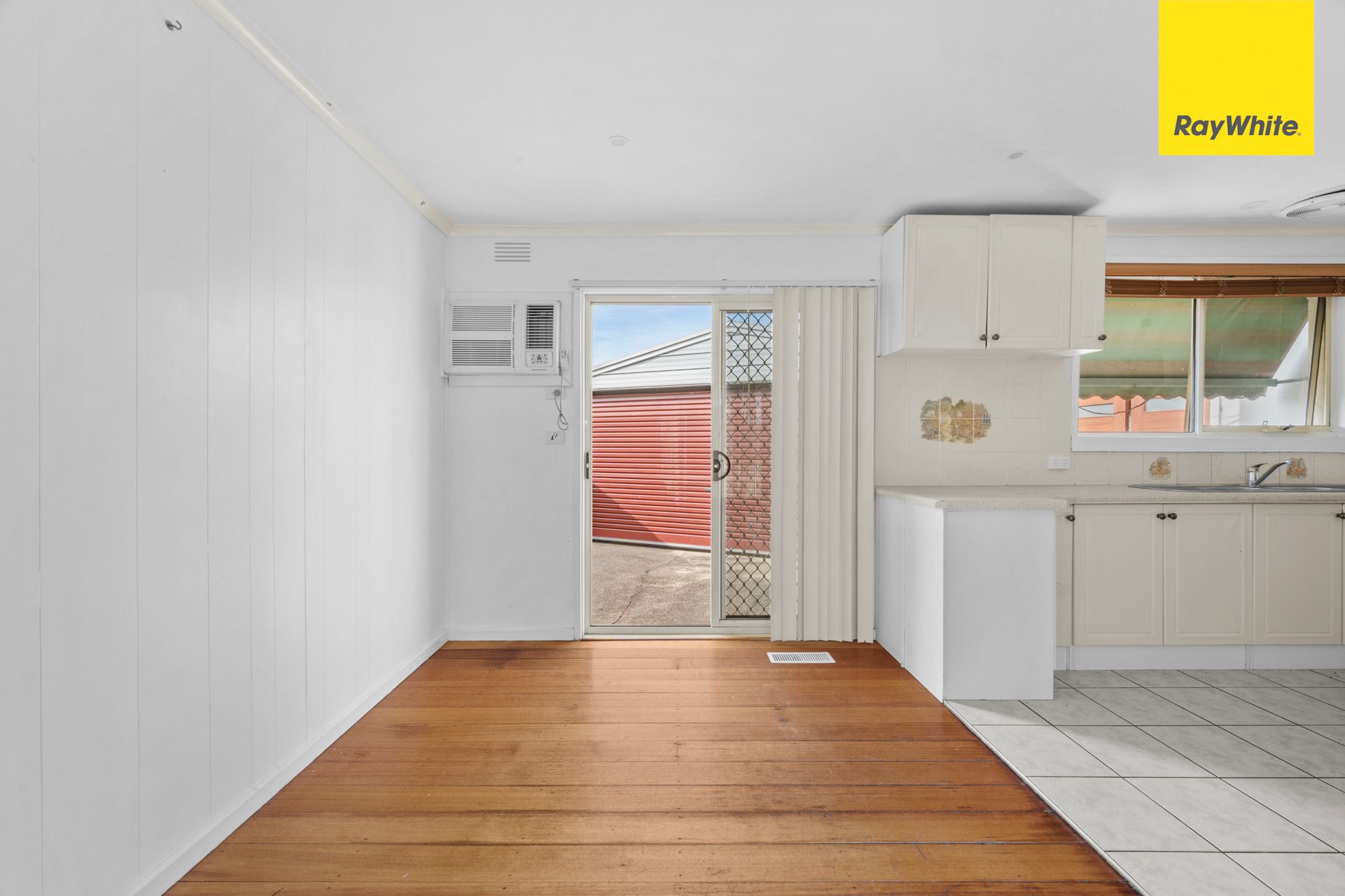 44 Rees Road — photo 8 of 16