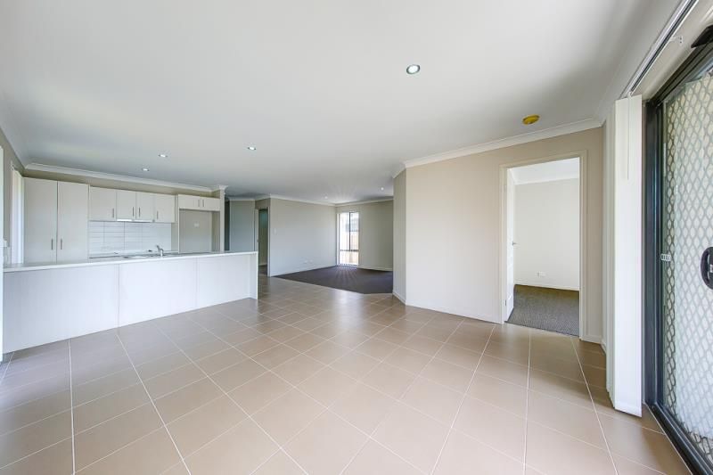 11 Wren Street, Redbank Plains, QLD 4301