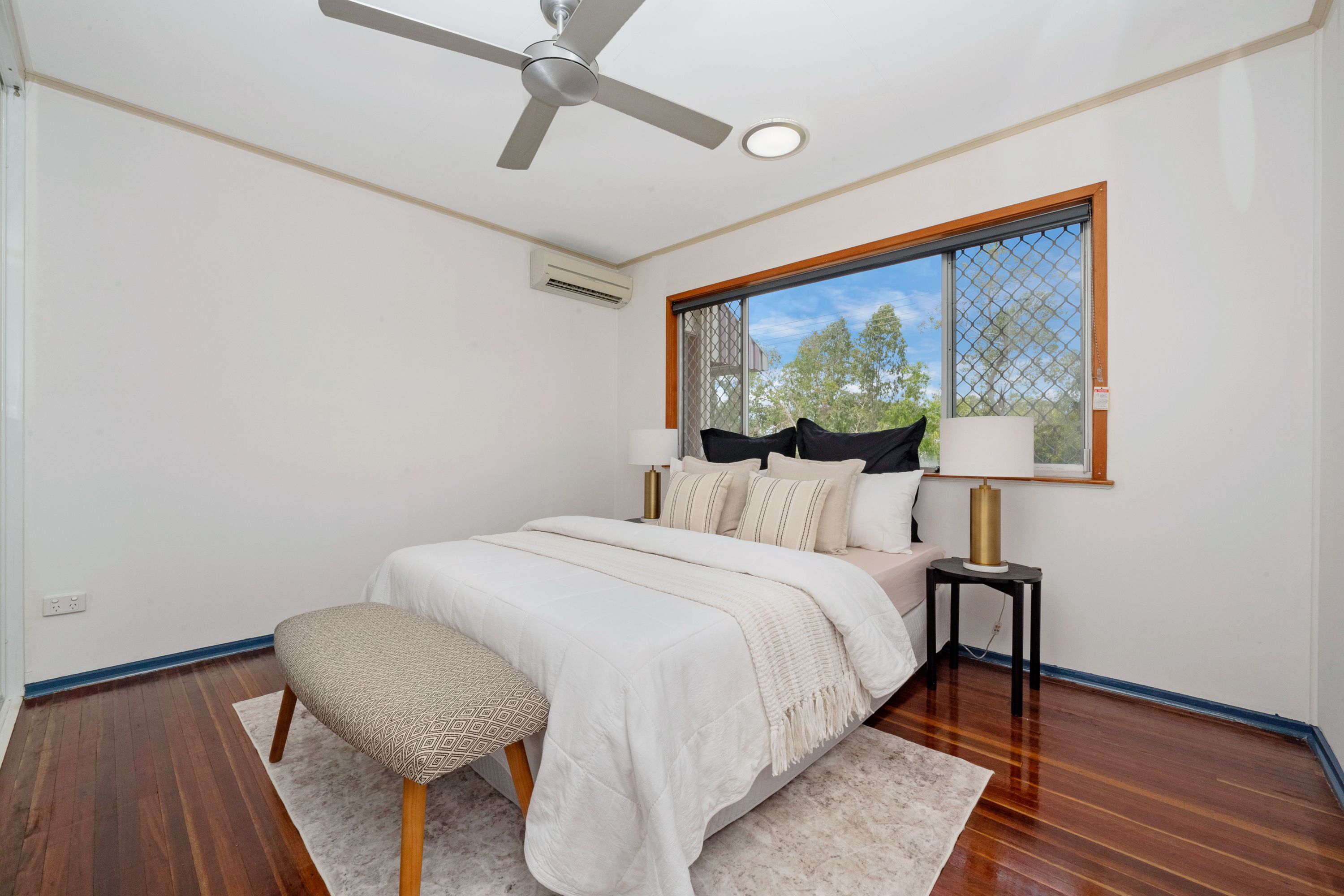 433 Fulham Road — photo 8 of 23