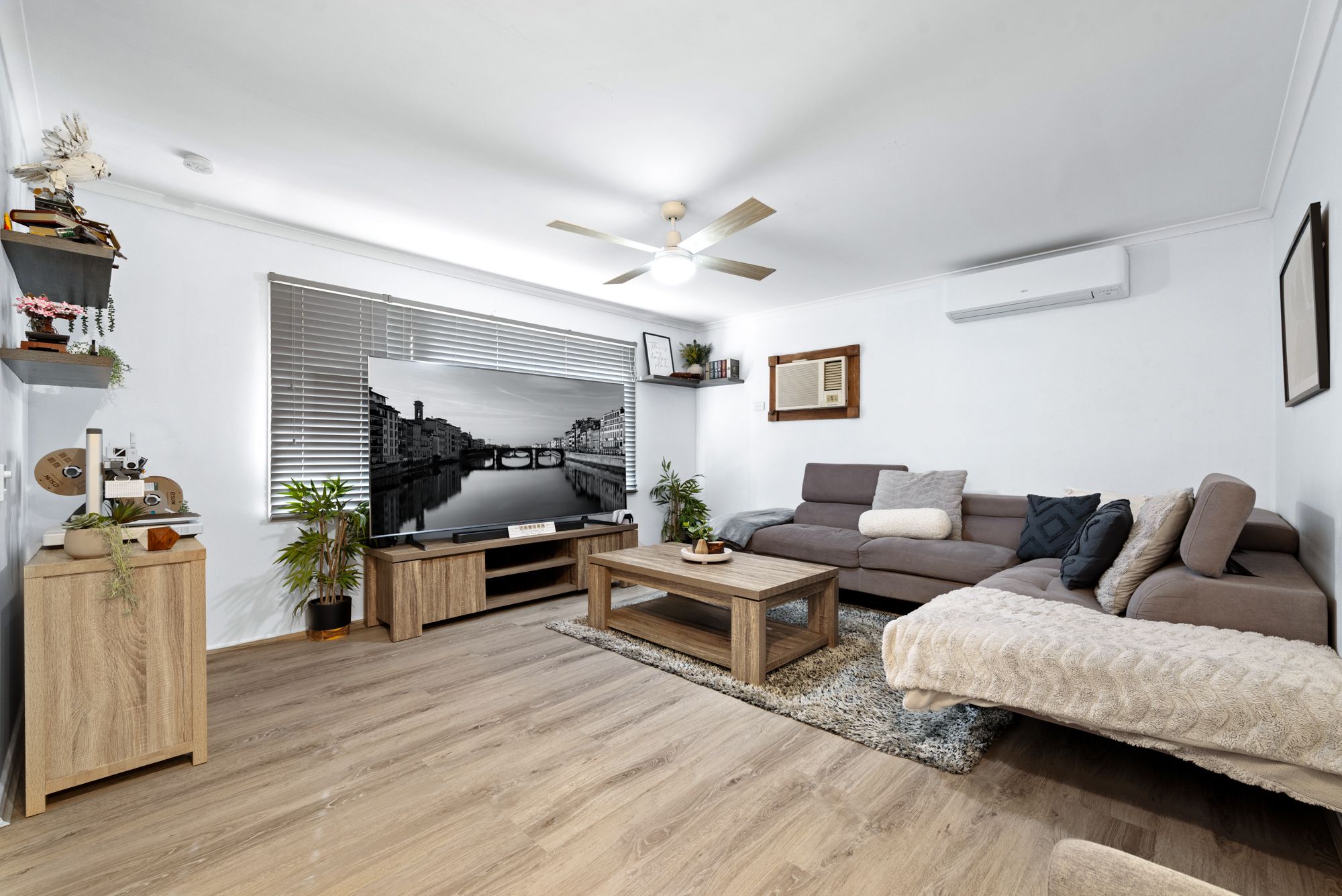 53 Pinaroo Crescent, Bradbury, NSW 2560