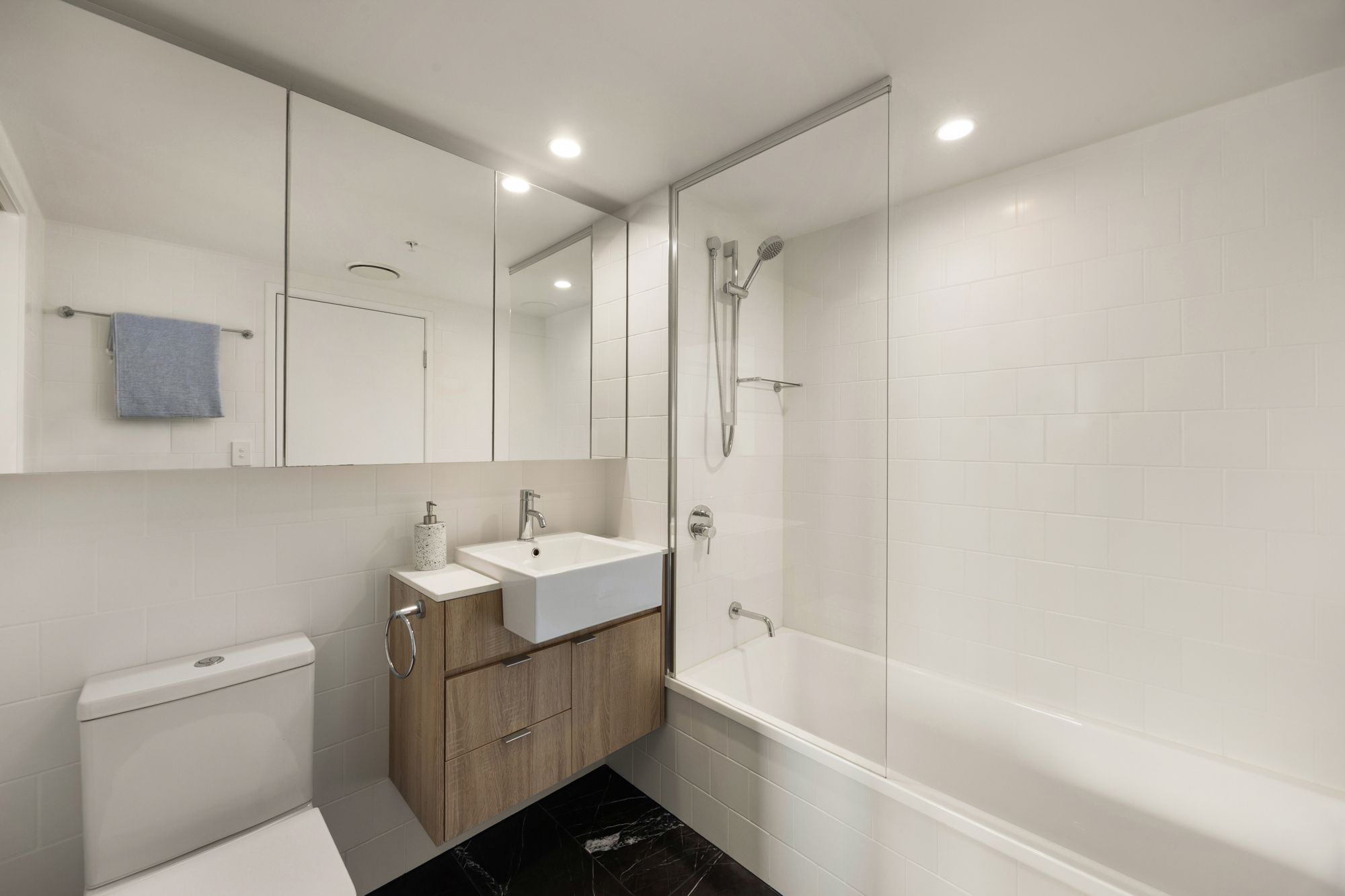 907/60 Doggett Street — photo 14 of 17