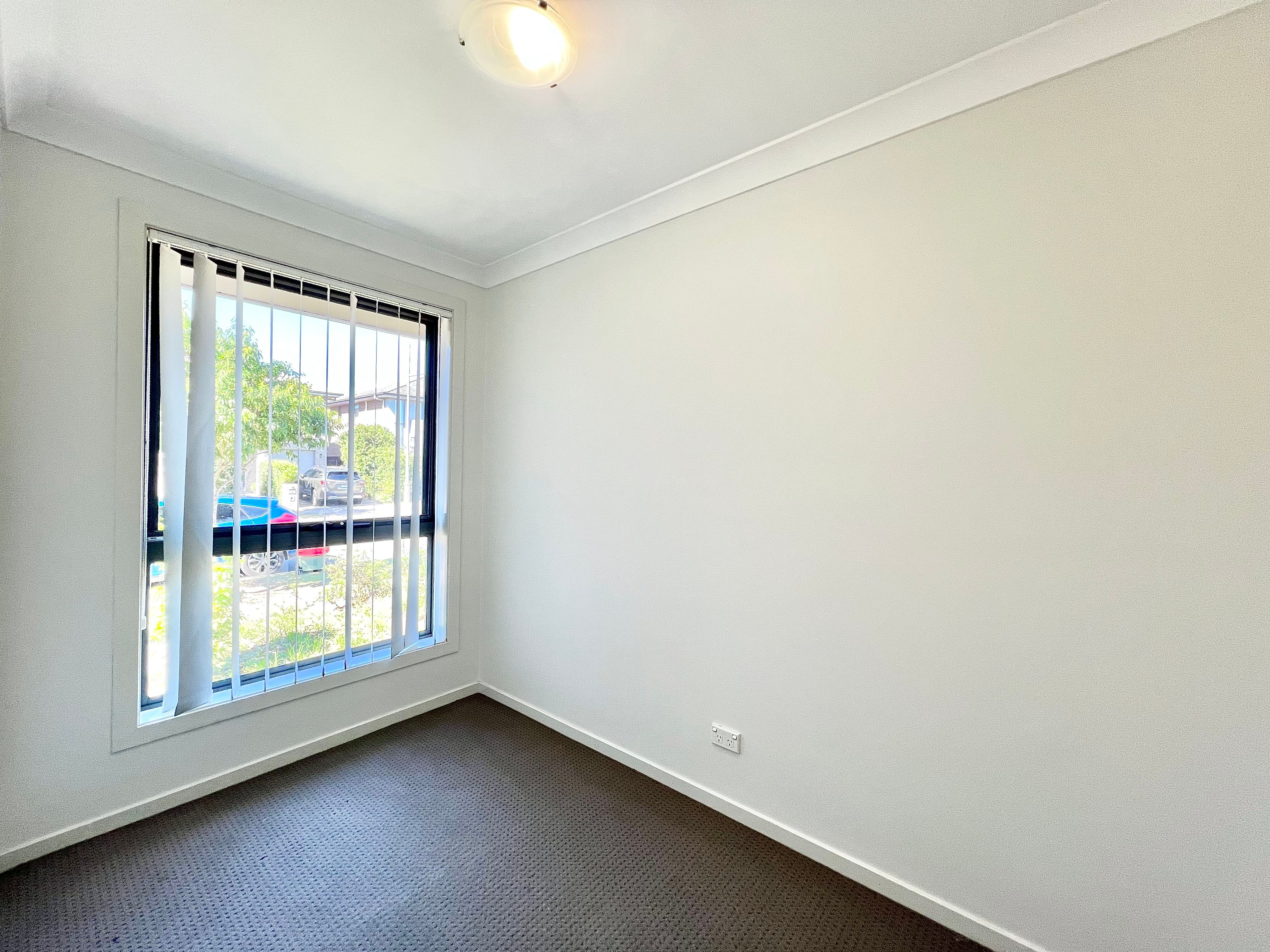 16 Callinan Crescent, BARDIA, NSW 2565