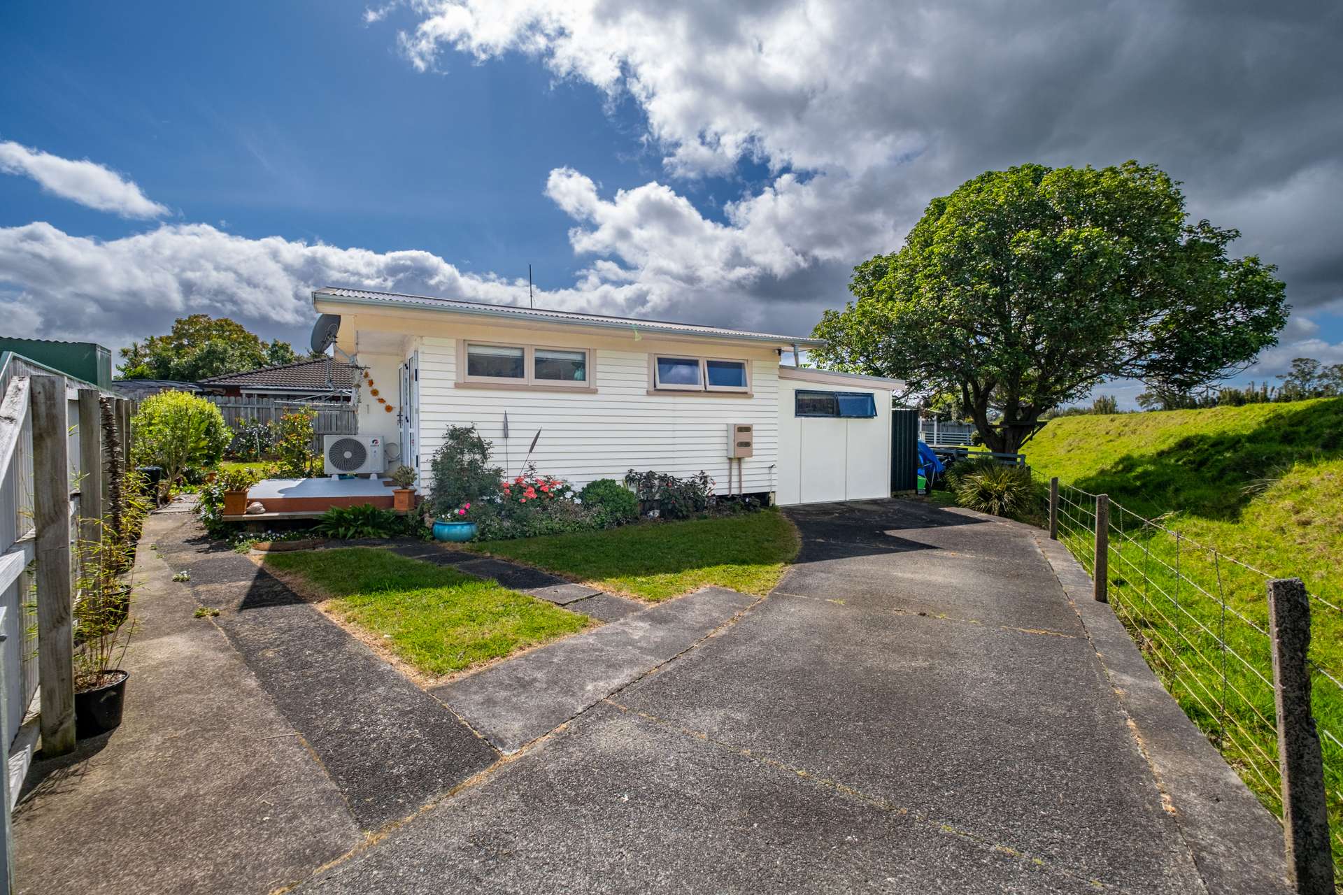 2/5F Puriri Place photo 0