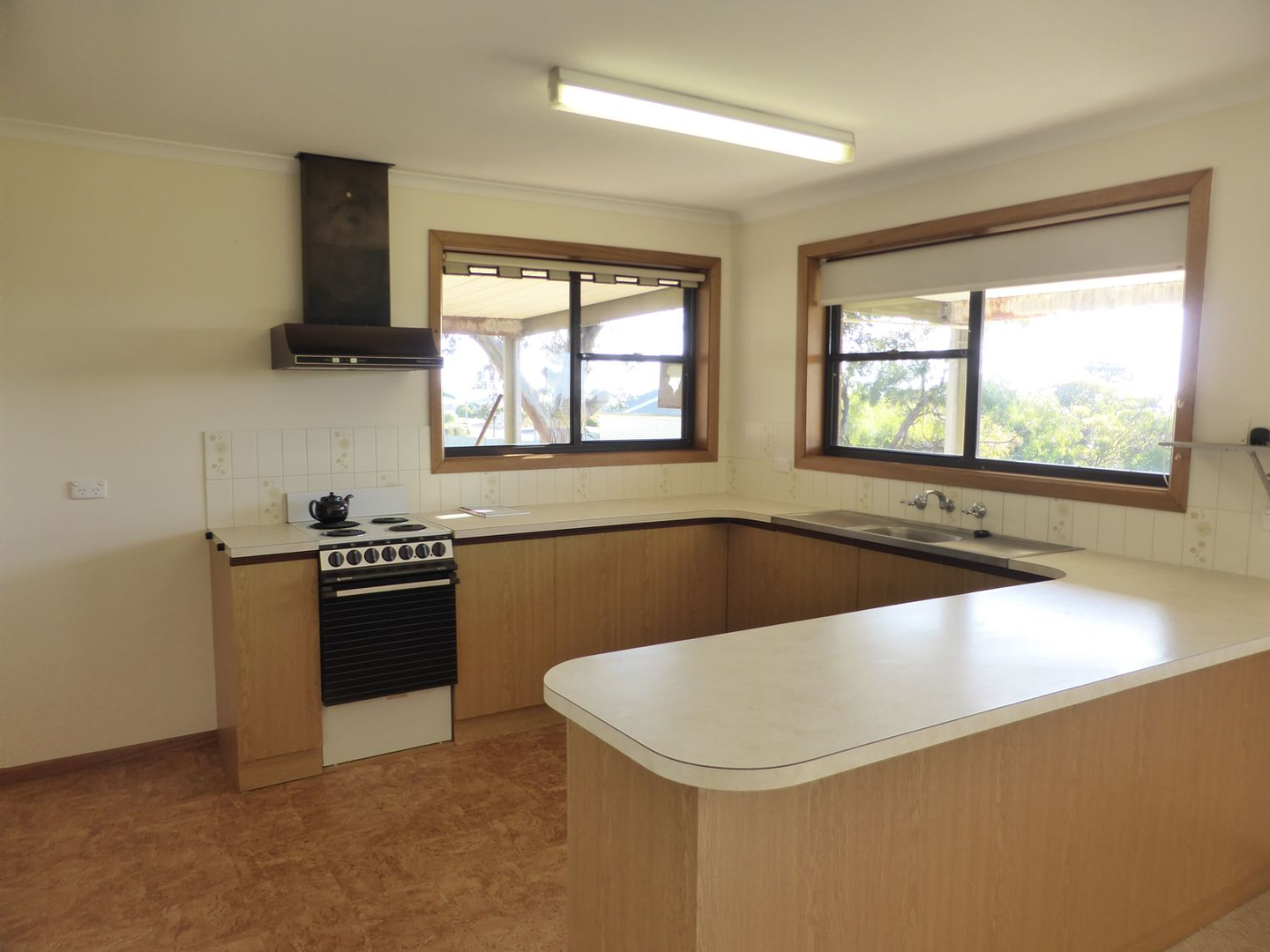 68 Bayview Road — photo 4 of 11