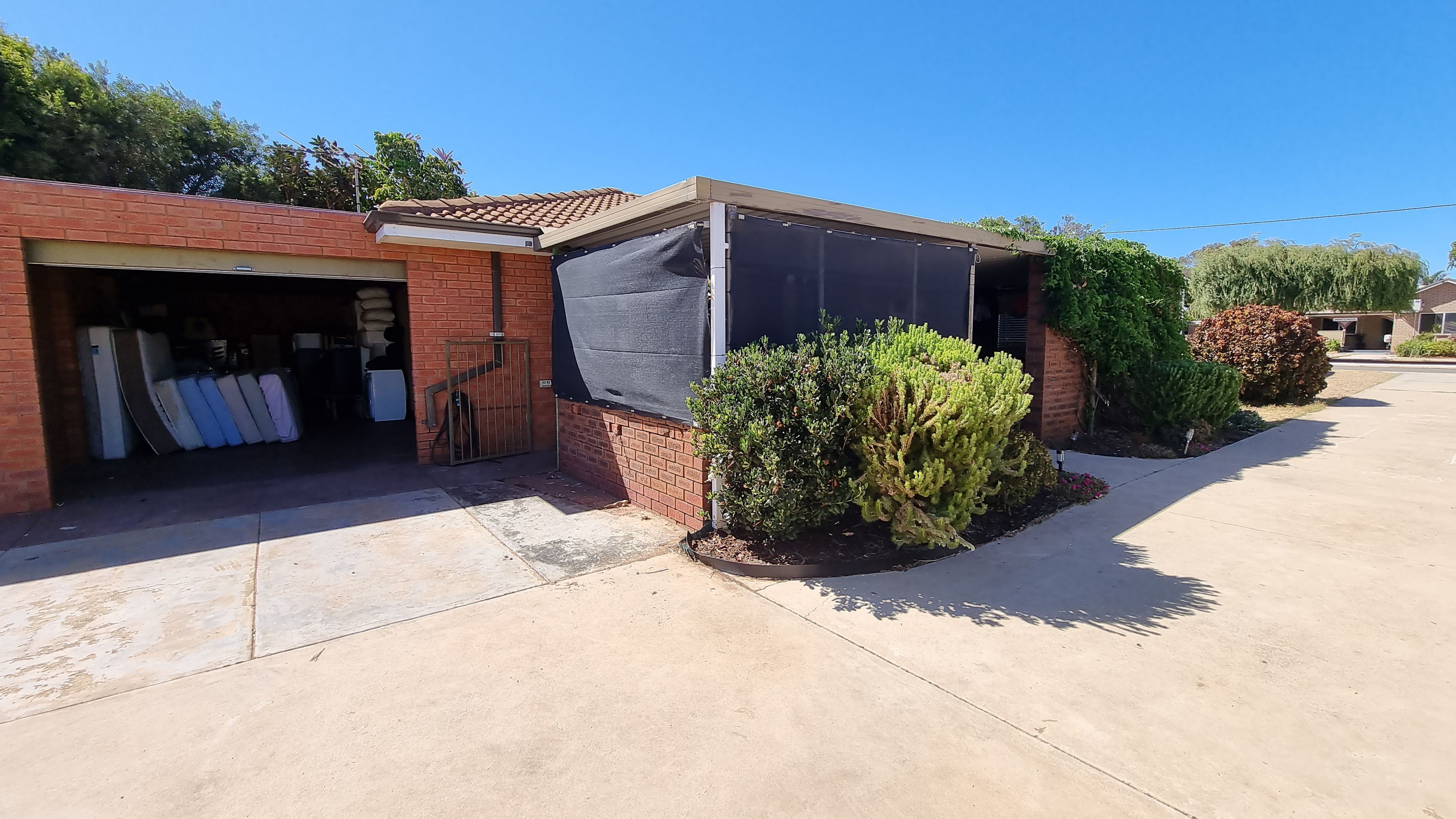 225A First Street, Wonthella, WA 6530