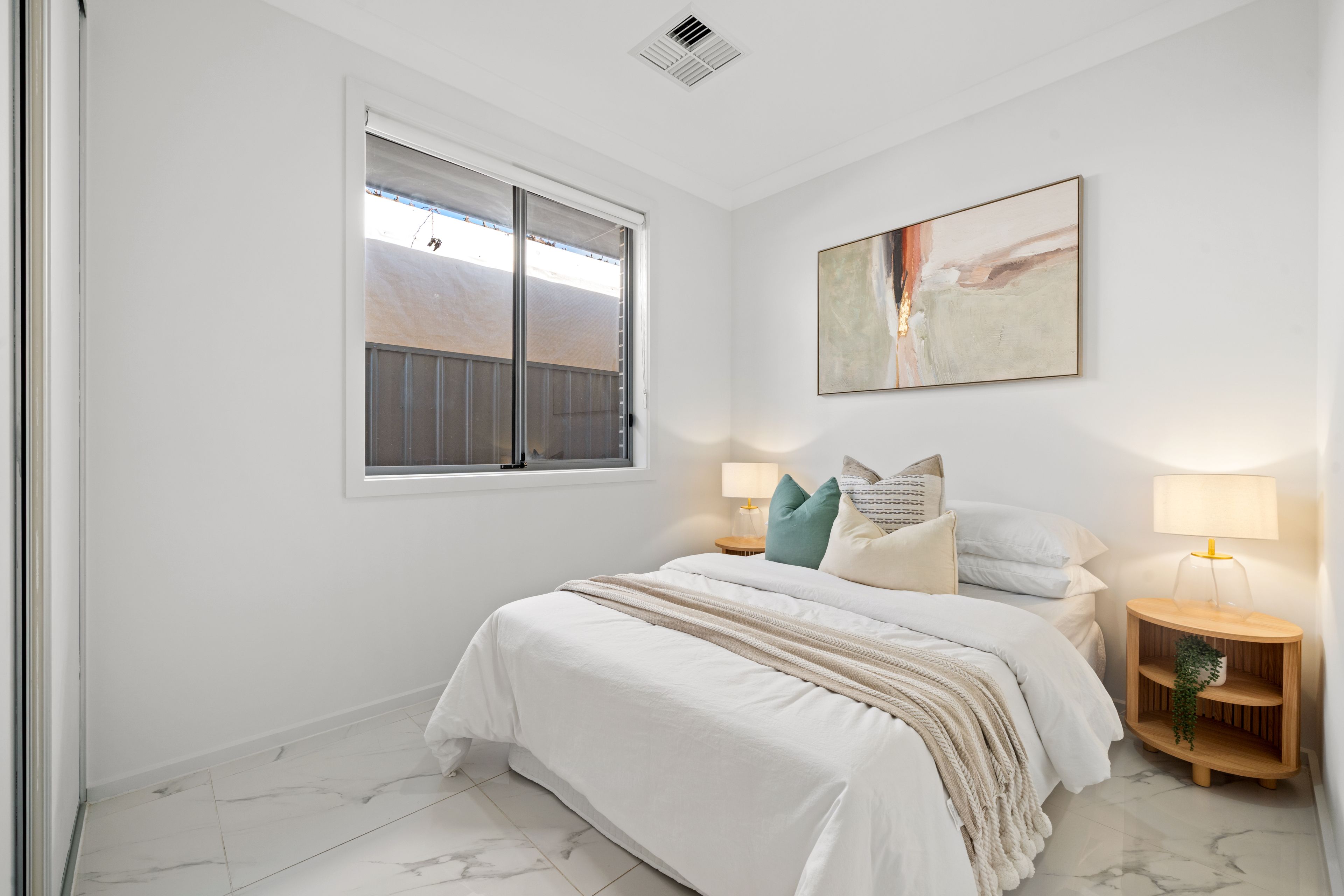 8 Malcolm Street — photo 13 of 21