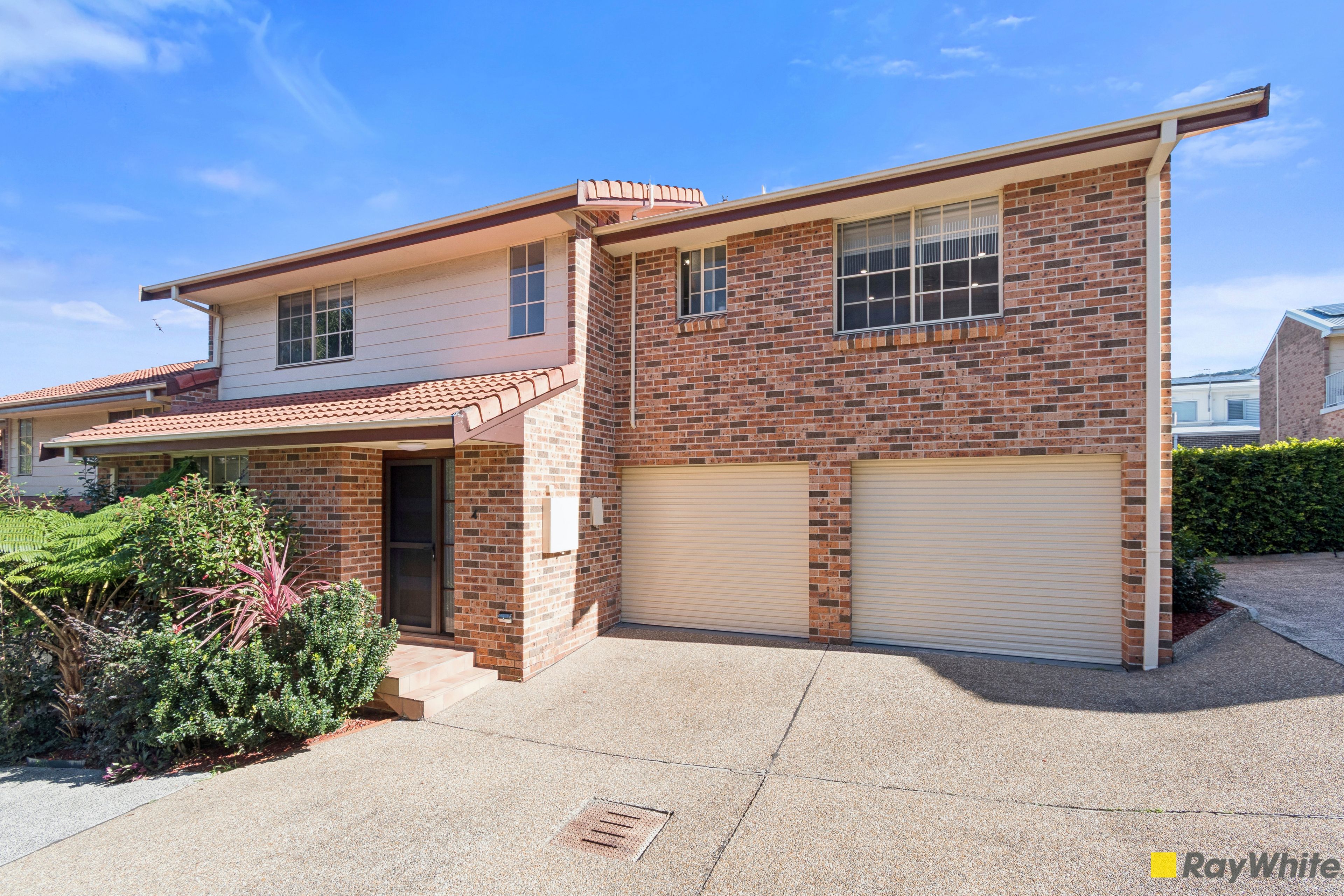 4/45 Campbell Street — photo from Ray White Woonona