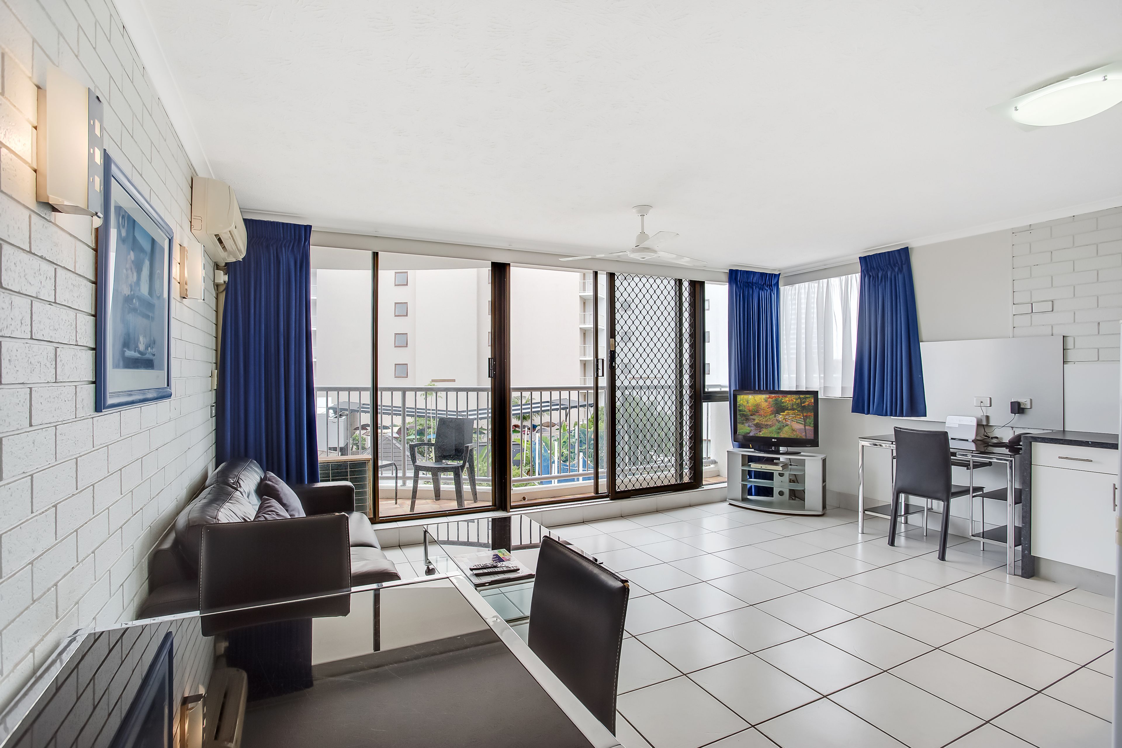 305/40 Surf Parade, Broadbeach, QLD 4218