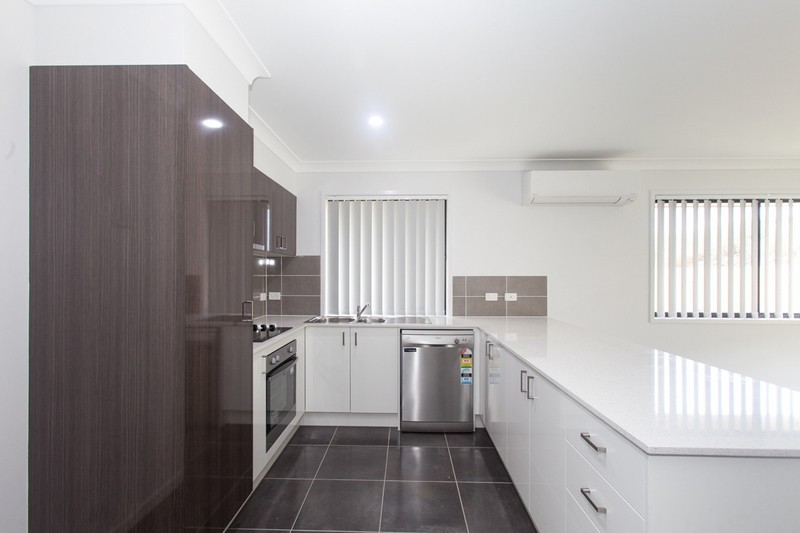 37 Phoebe Way, Beaudesert, QLD 4285