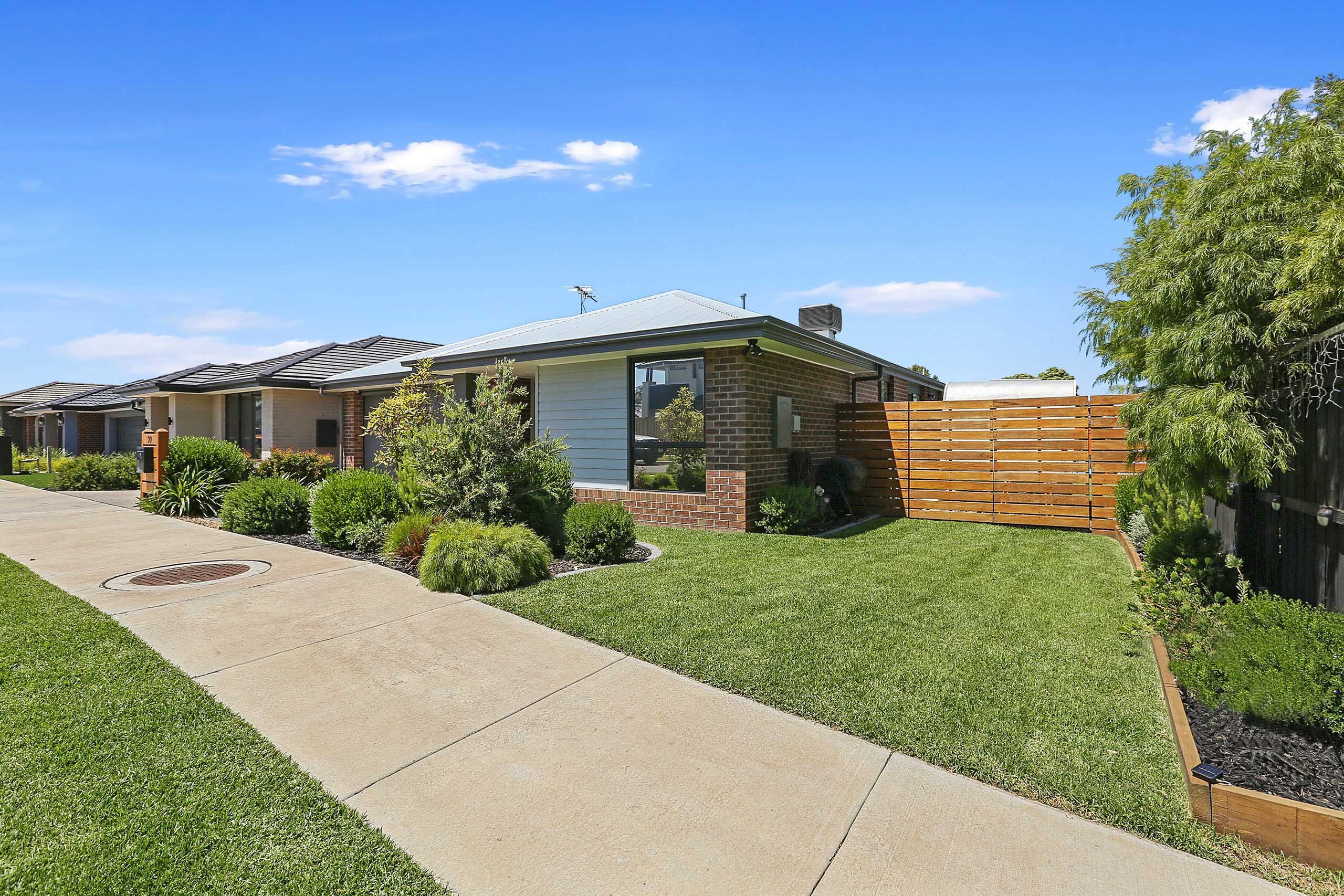 99 Cedar Road, Lara, VIC 3212