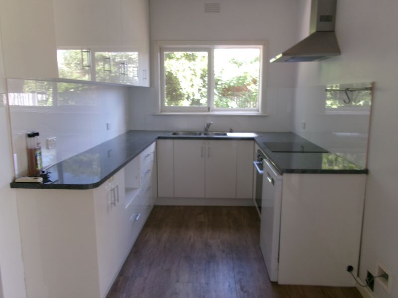 449 Wilkinson Street — photo 5 of 7