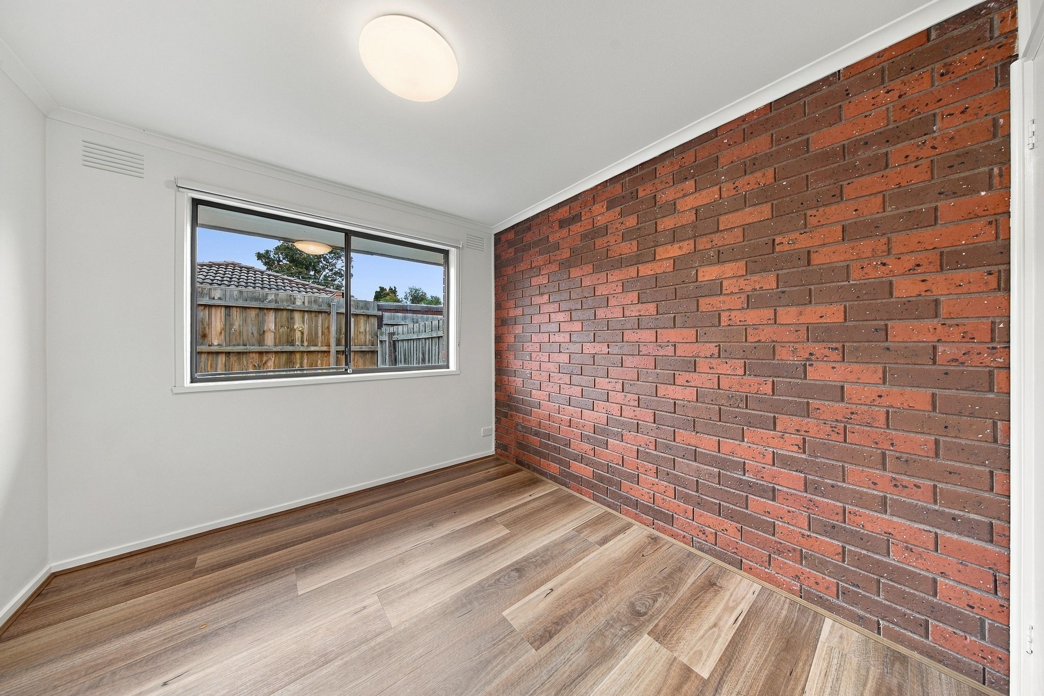 3/4 Fairfield Street — photo 6 of 10