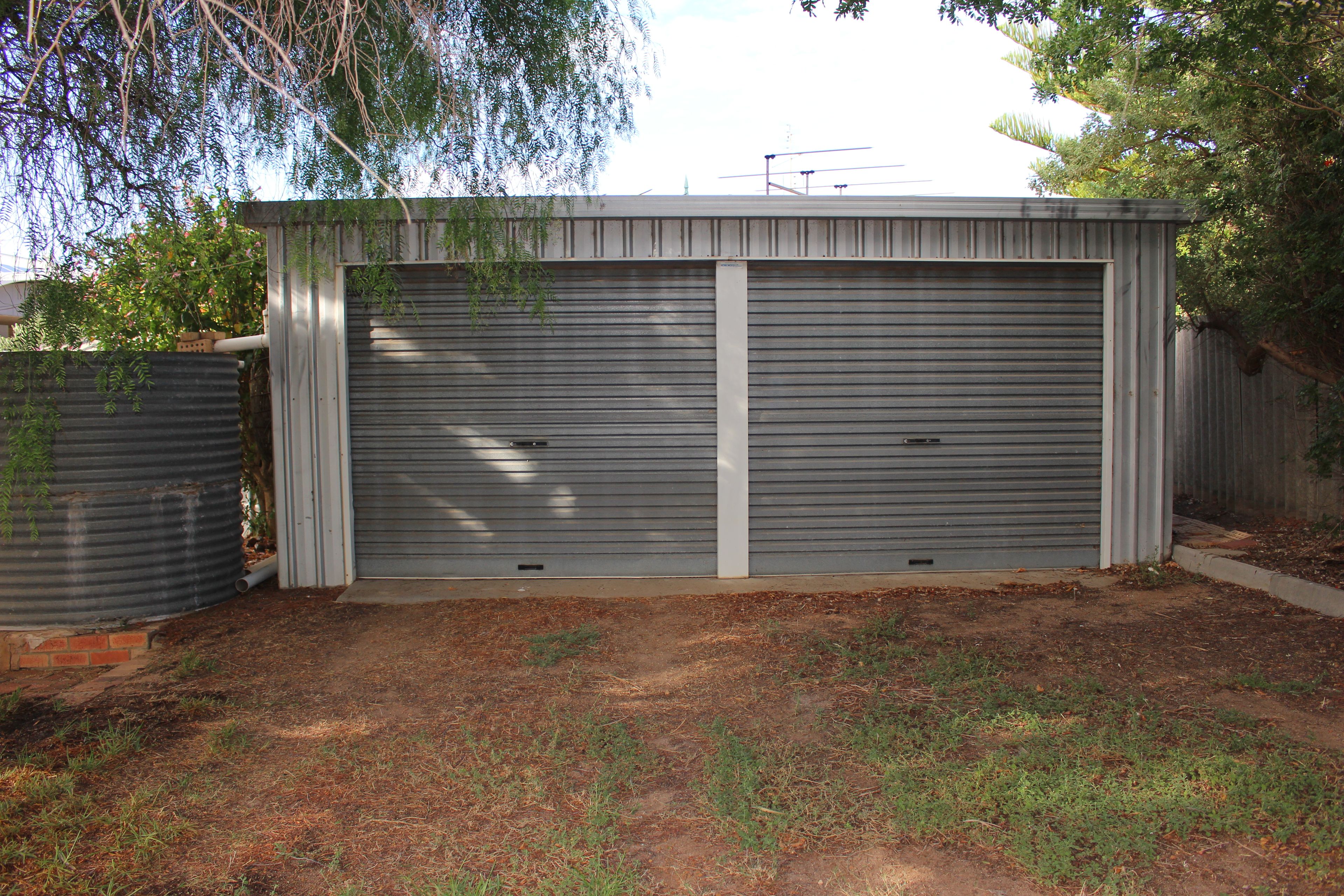 35 Waldeck Street, Dongara, WA 6525