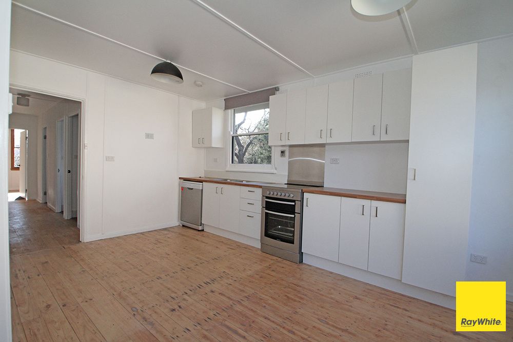 34 Molonglo Street, Bungendore, NSW 2621