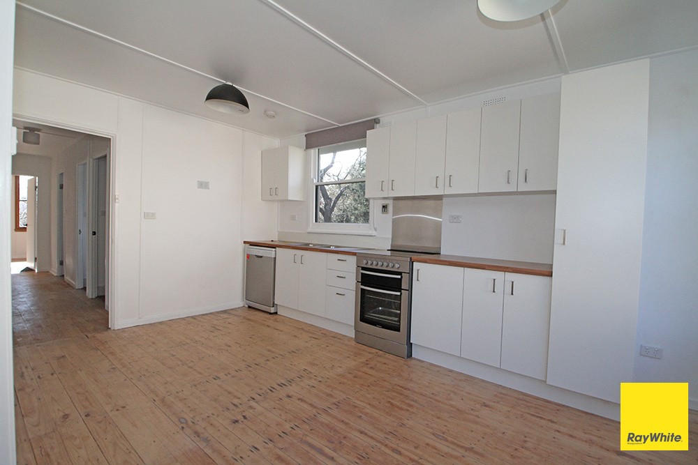 34 Molonglo Street, Bungendore, NSW 2621