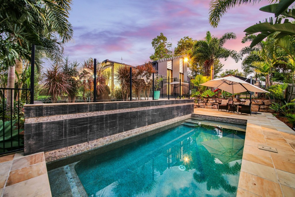 2 Henley Court, Robina, QLD 4226