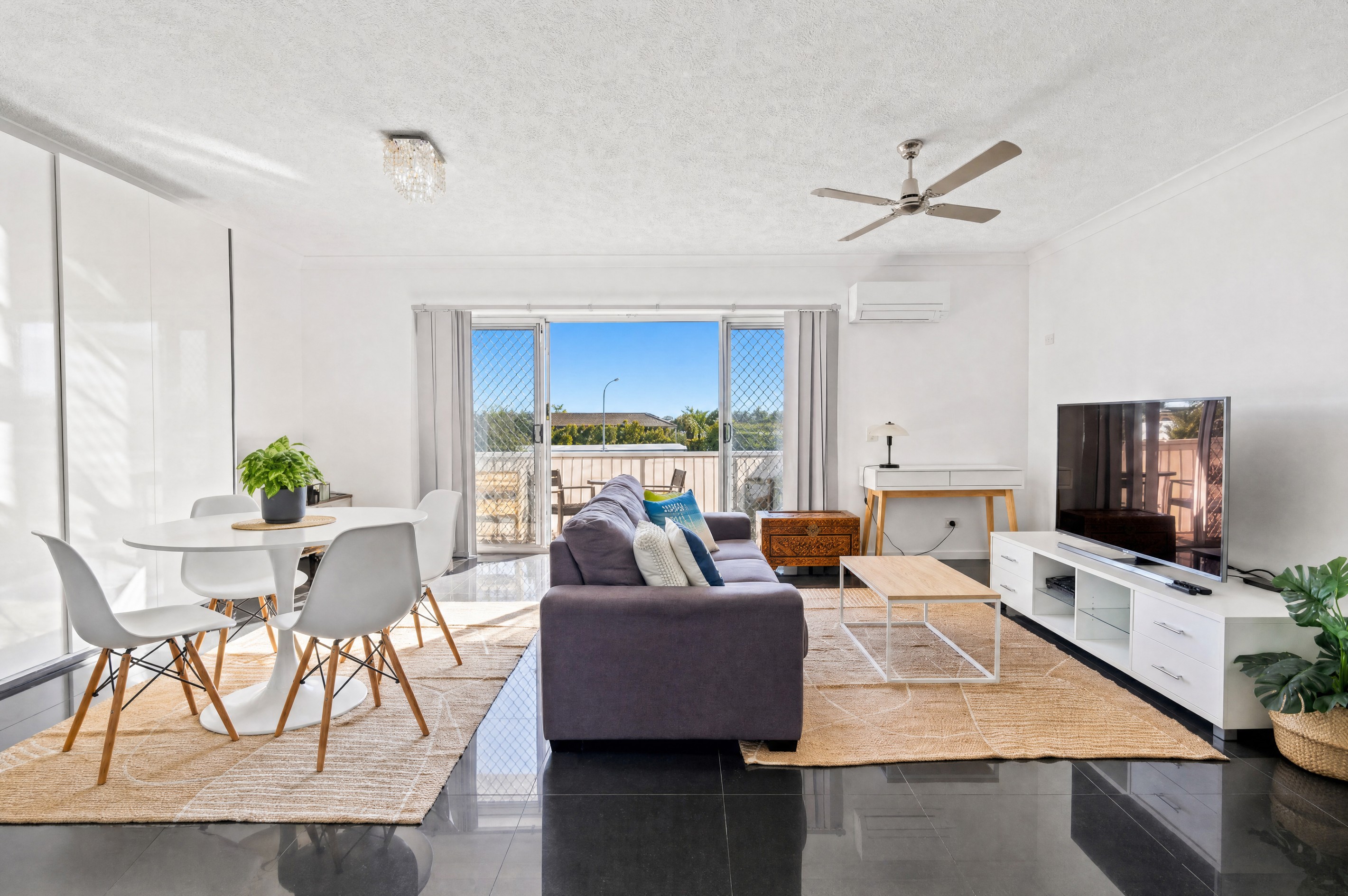 19/12 Whiting Street, Labrador, QLD 4215