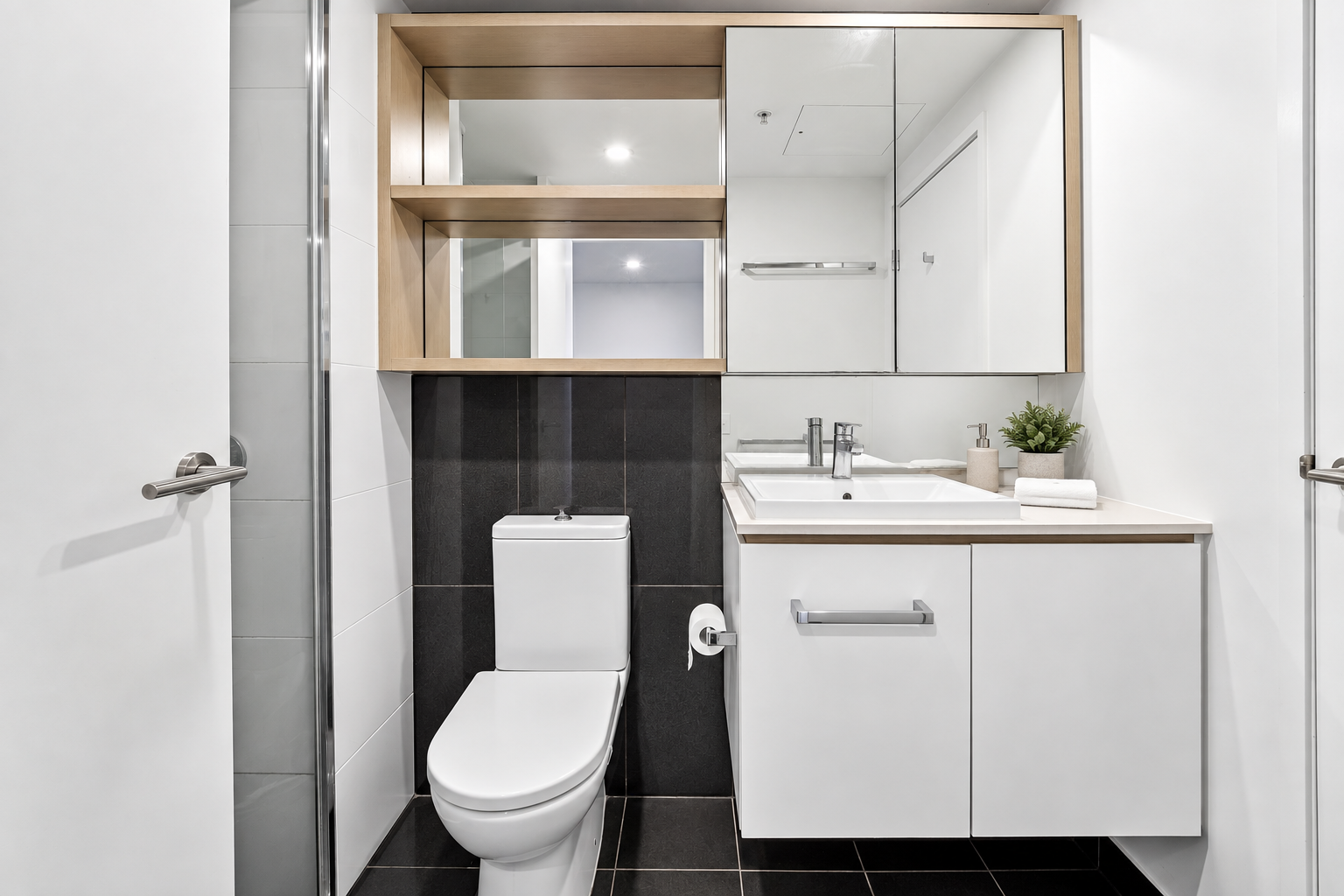 20502/23 Bouquet Street — photo 7 of 15