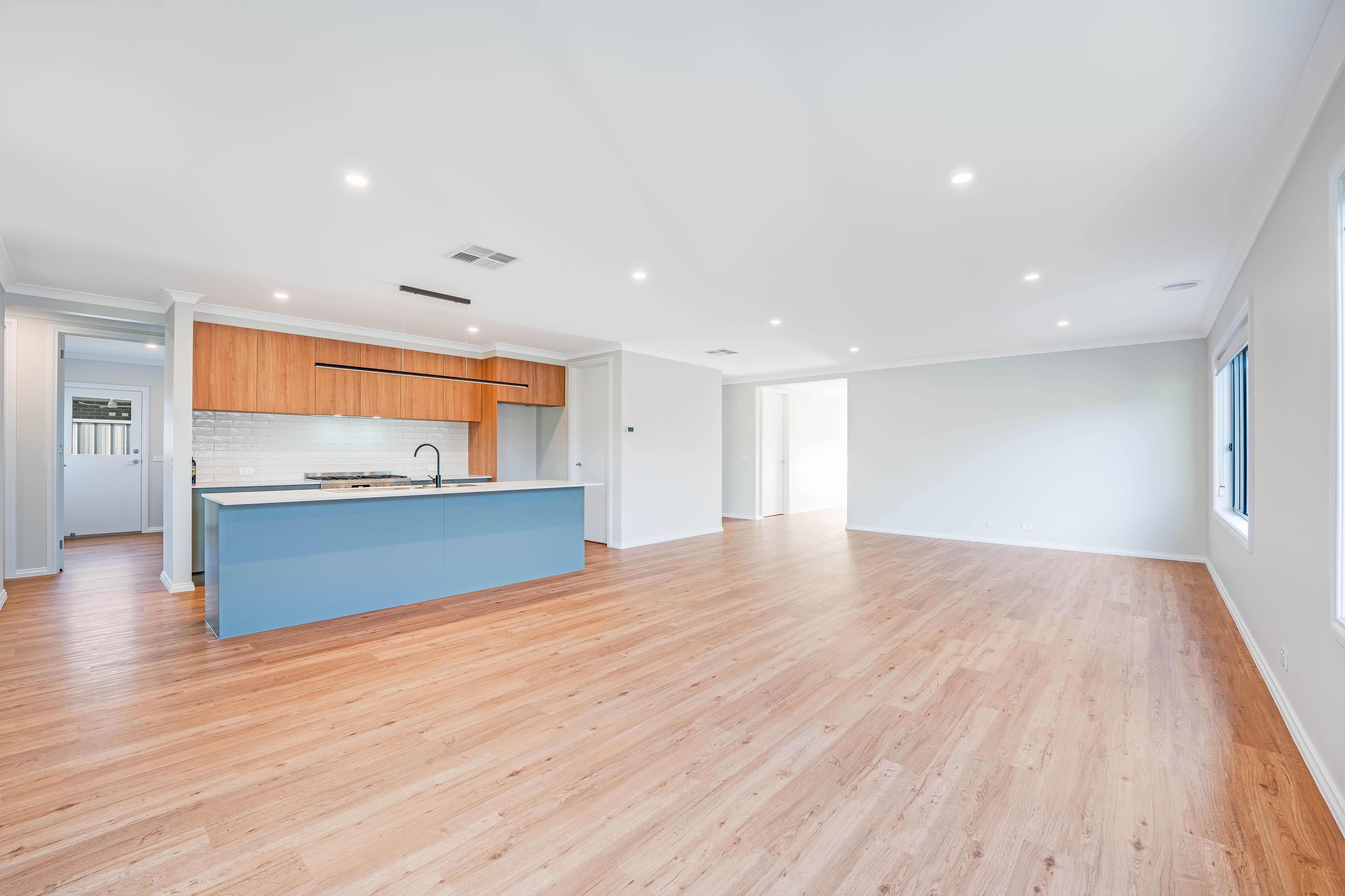 21 Chandler Street — photo 5 of 30