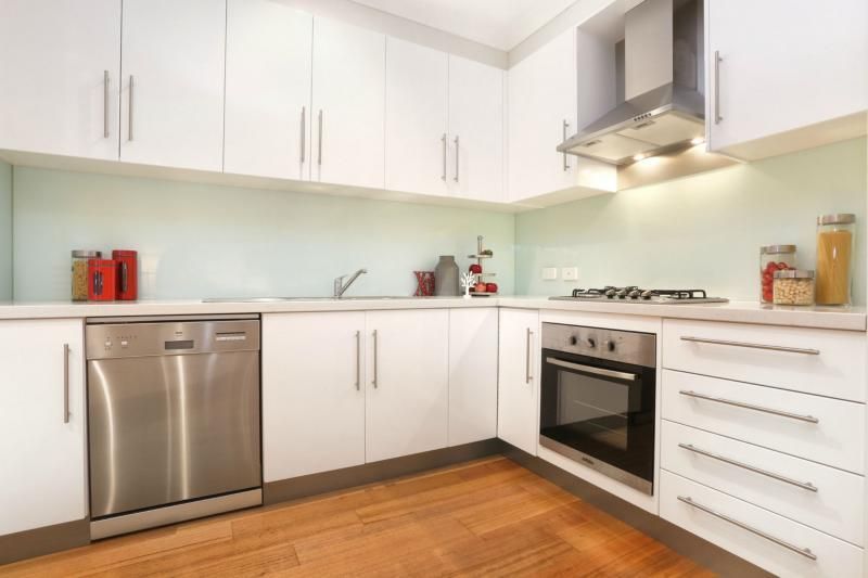 2/30 Tennyson Avenue, Clayton South, VIC 3169