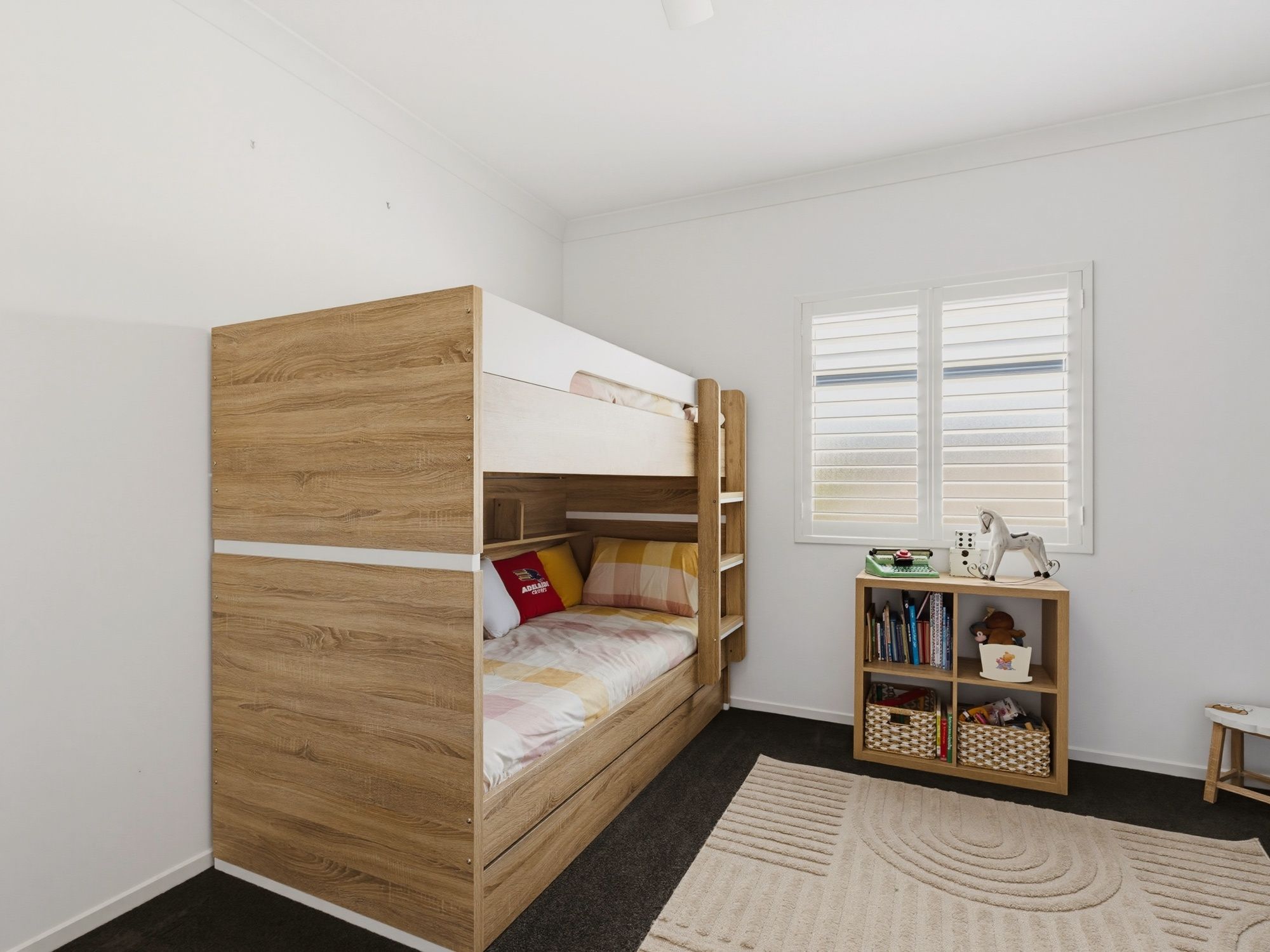 14 Clovelly Avenue — photo 12 of 30