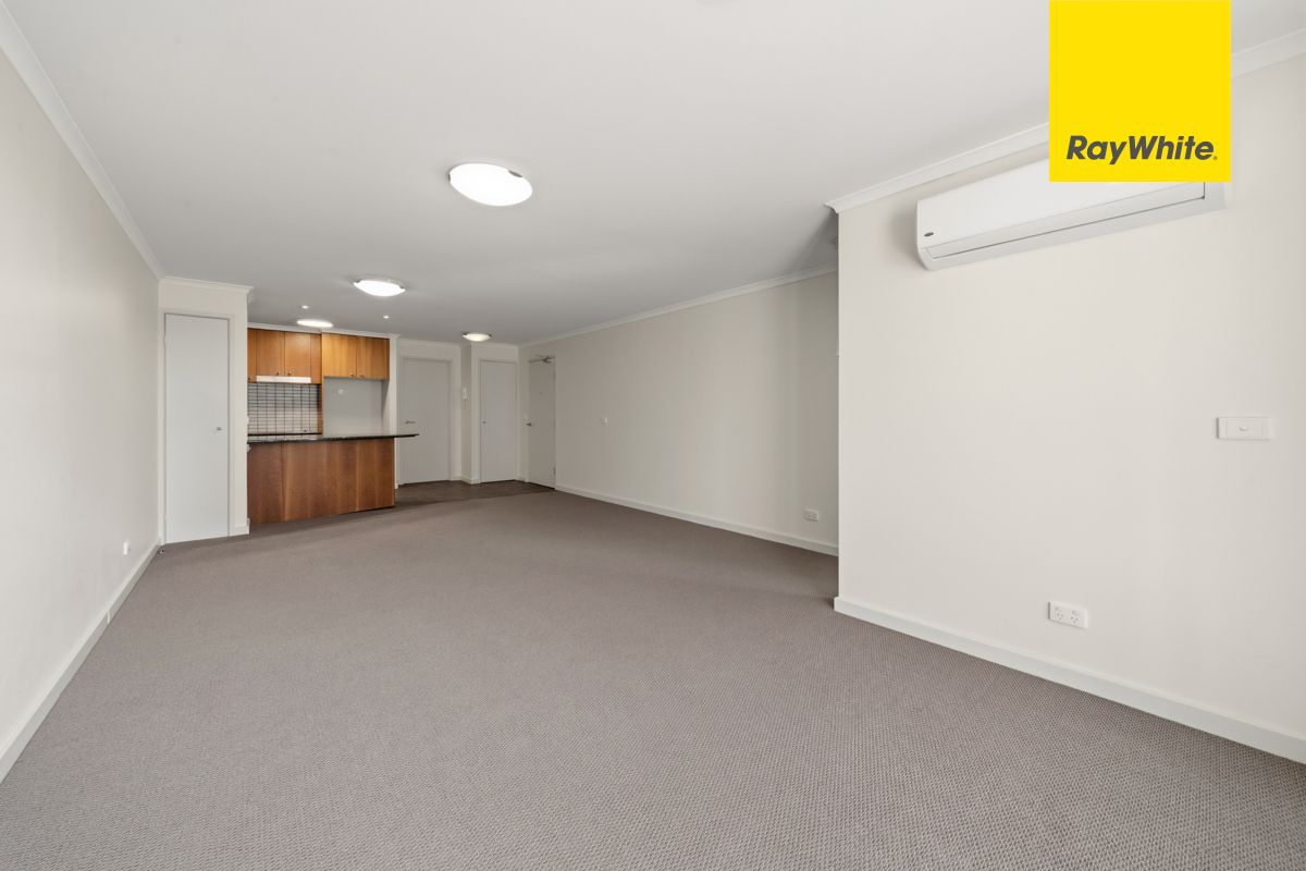 114/86 Northbourne Avenue — photo 4 of 16