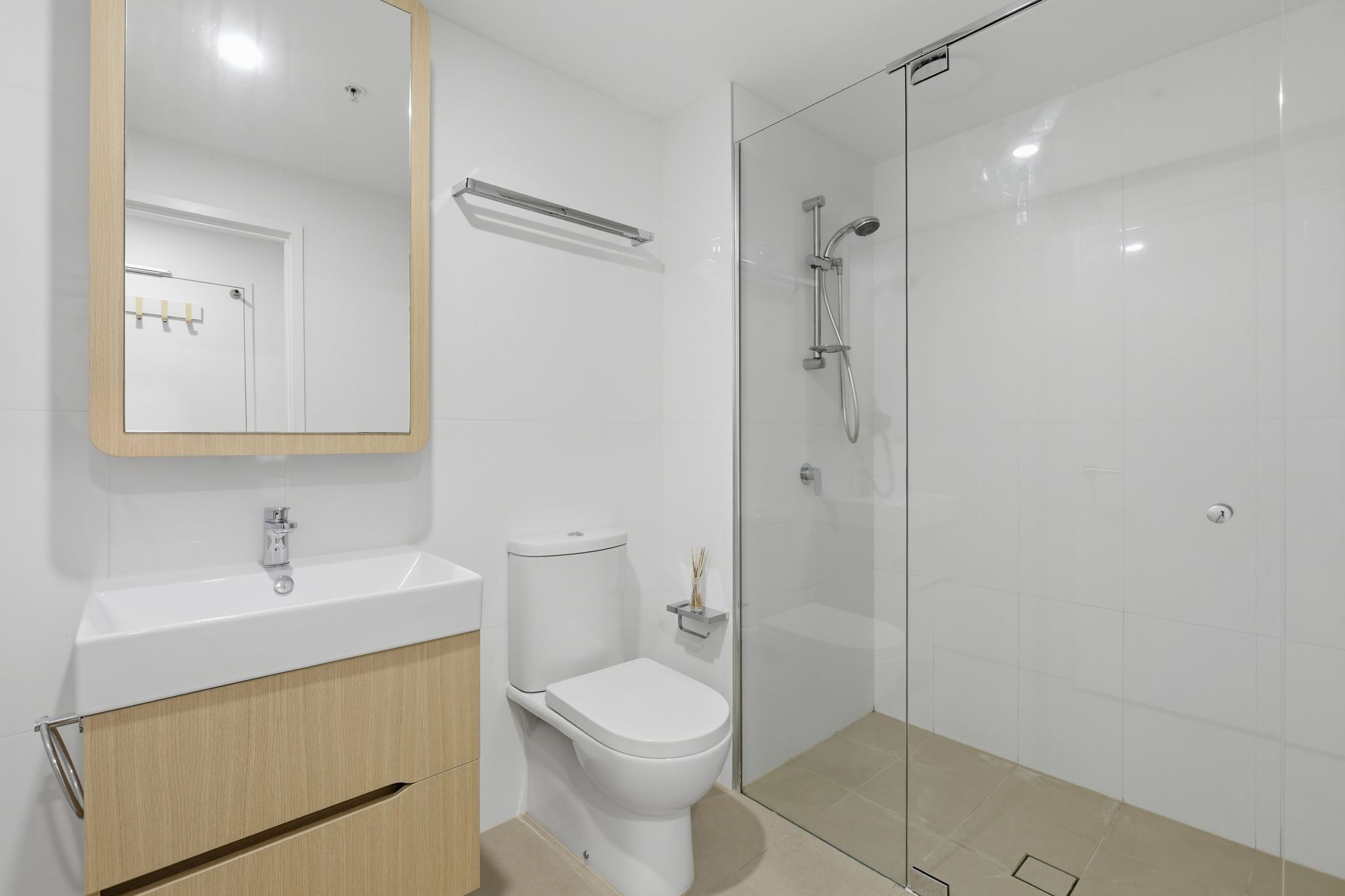 30907-2/1 Cordelia Street — photo 5 of 12