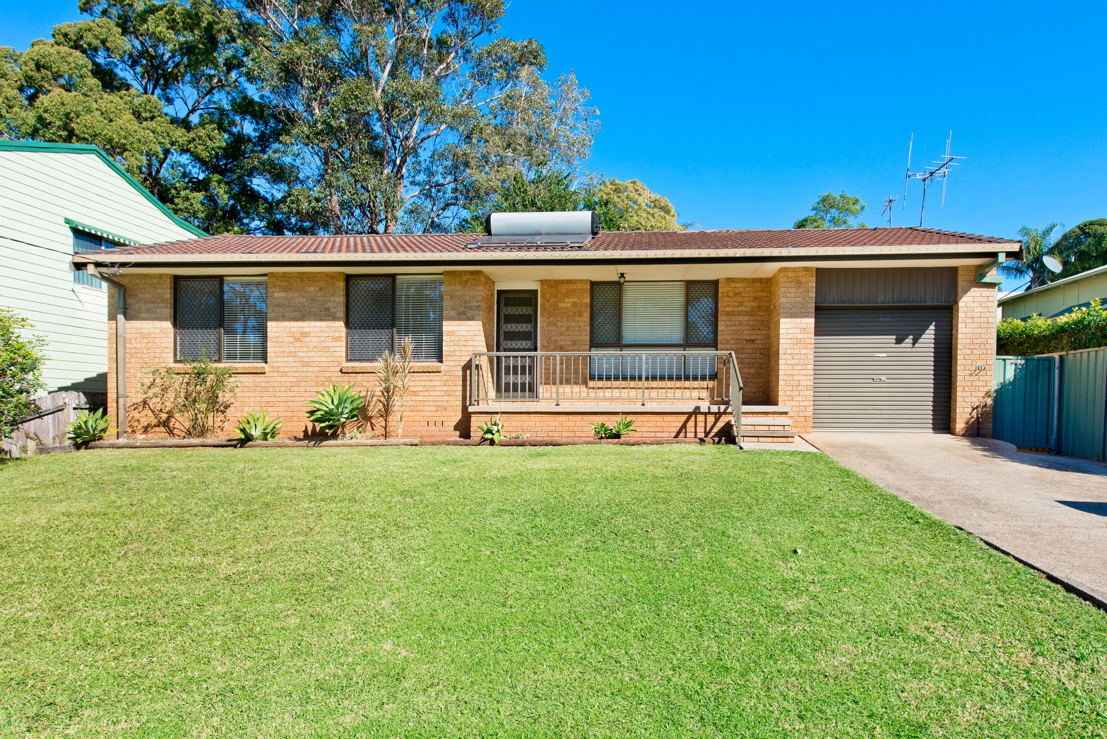 86 Duntroon Drive, ROKEBY TAS 7019