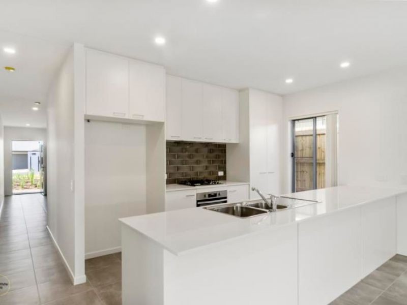 16 Kirrama Street, Waterford, QLD 4133
