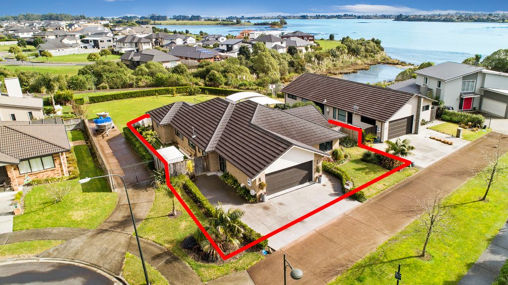 22 Pescara Point, Karaka, Franklin