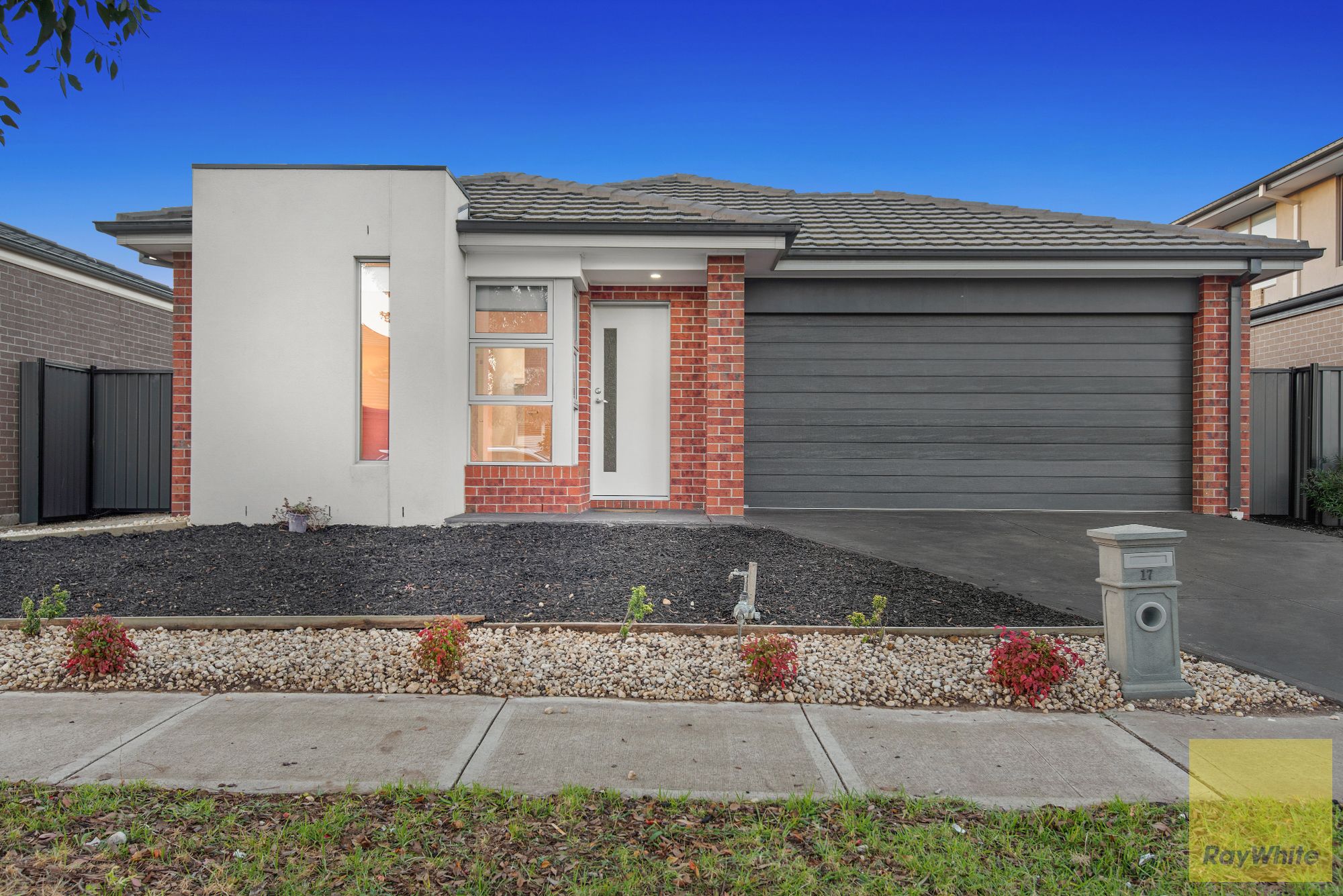 17 Glenfern Circuit, Truganina, VIC 3029