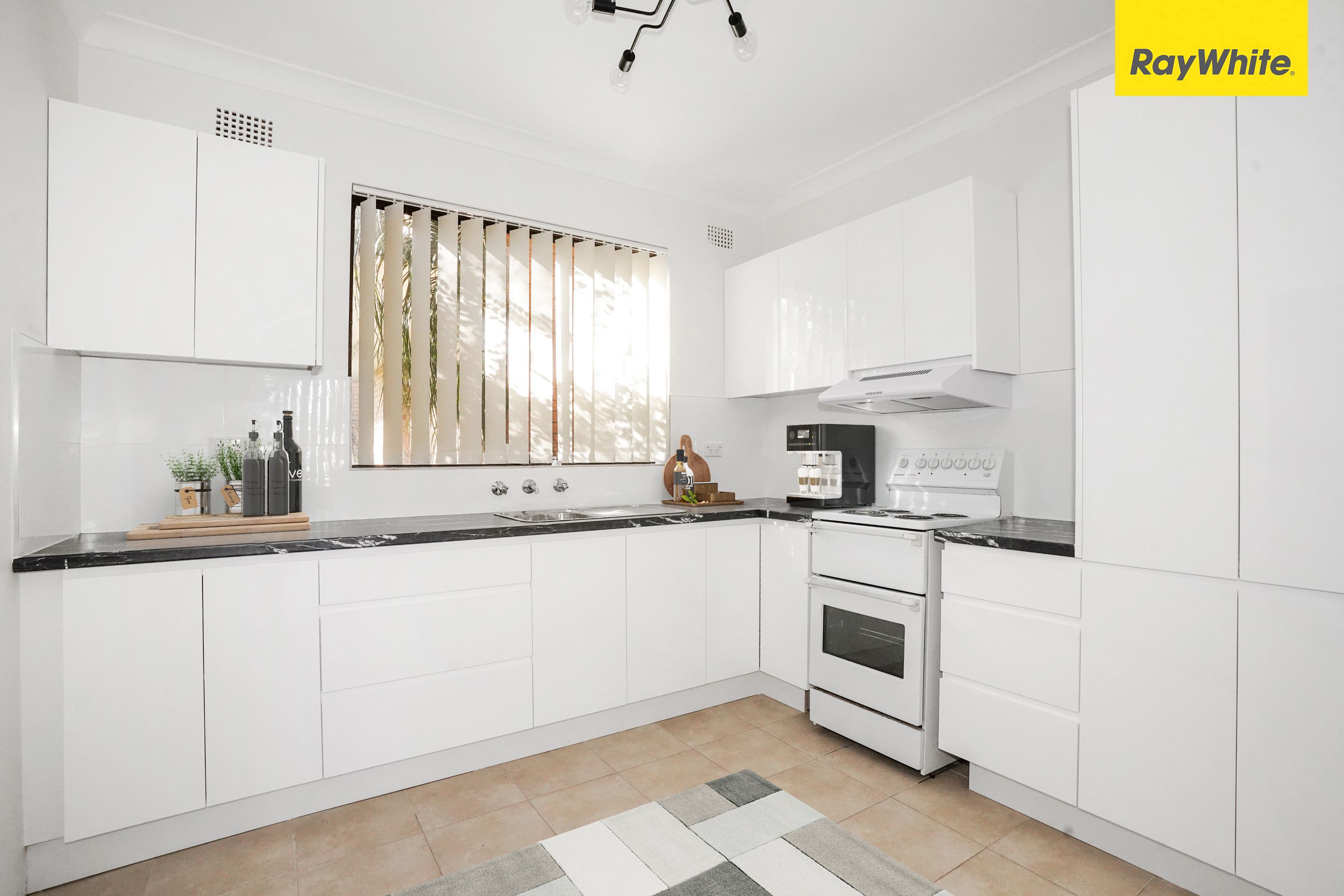 8 Railway Street, Werrington NSW 2747